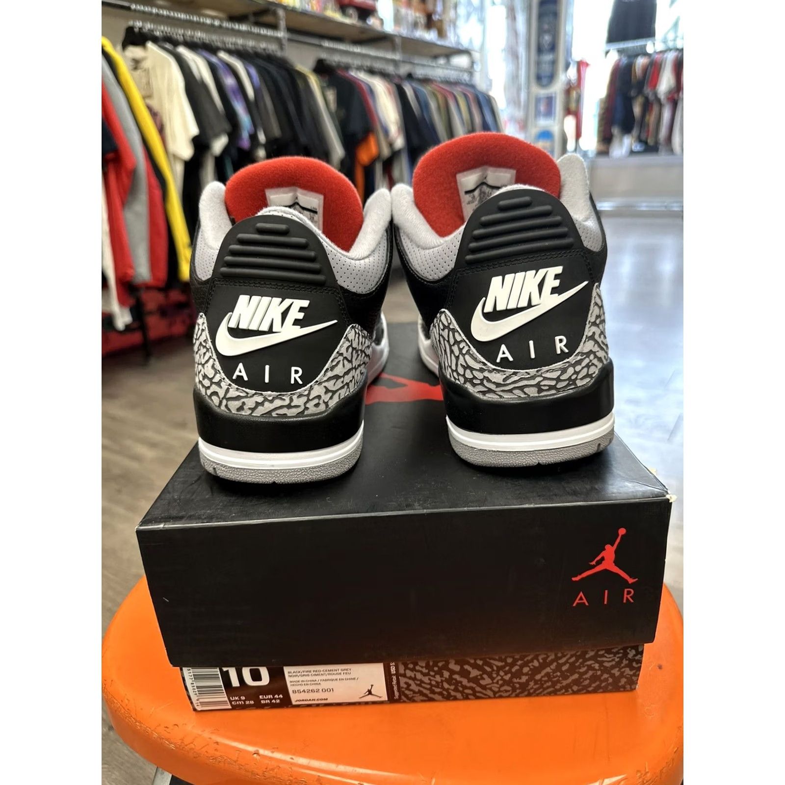 Jordan Brand Nike Air Jordan 3 Retro OG Black Cement Mid 2018 Sneaker Size 10 Mens Leather Size US 9 / EU 42 - 5 Thumbnail