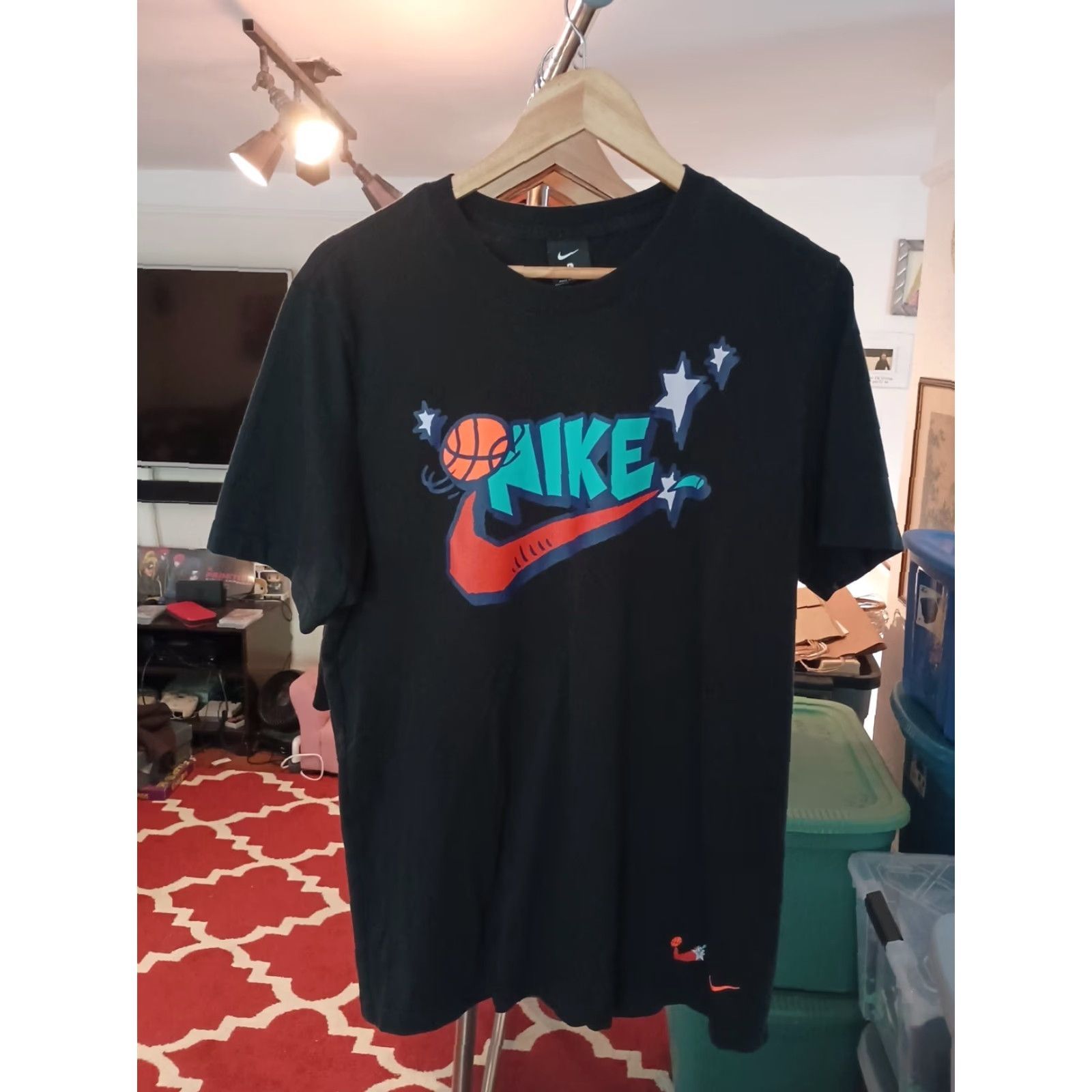 Nike VINTAGE Nike Basketball Spell Out T-shirt Men L Black Phoenix Sized L Shirt Mens Size US L / EU 52-54 / 3 - 5 Thumbnail