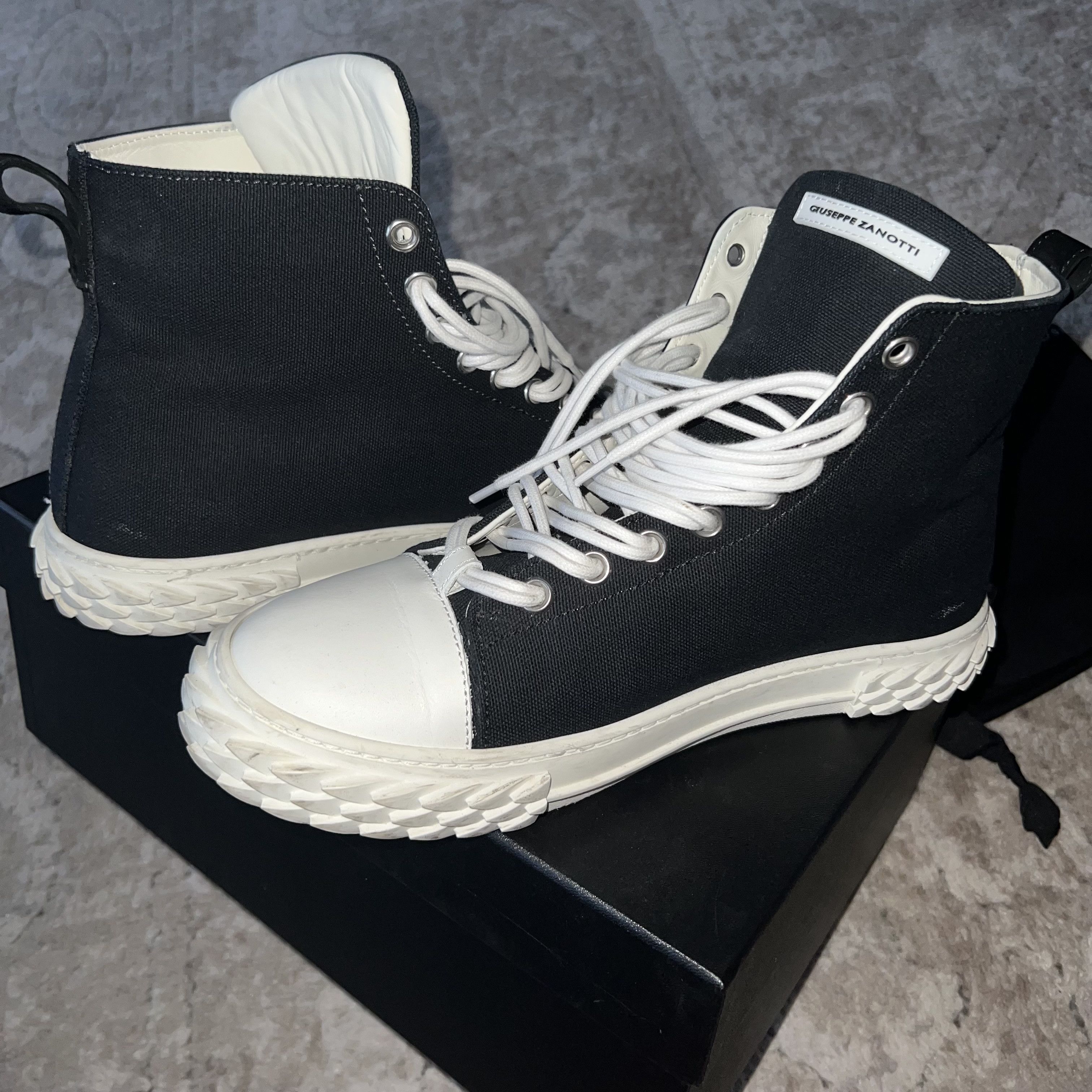 Giuseppe Zanotti Giuseppe Zanotti High-Top Black Blabber size 44.5 Size US 11.5 / EU 44-45 - 6 Thumbnail