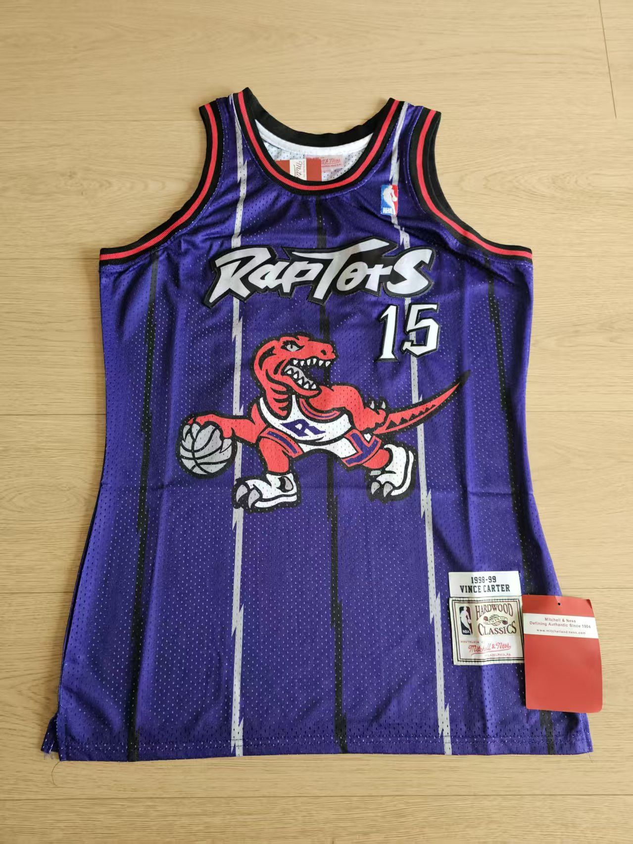 NBA Toronto Raptors #15 Vince Carter Jersey Size US XL / EU 56 / 4 - 1 Thumbnail