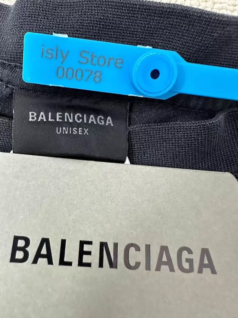Balenciaga Balenciaga Night View Letter Print Crew Neck Pullover Shor Size US S / EU 44-46 / 1 - 5 Thumbnail