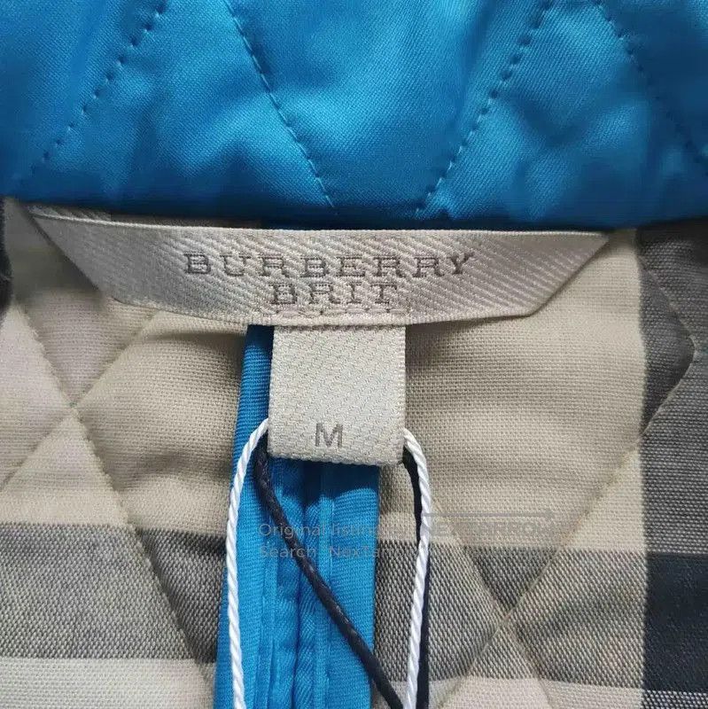 Burberry Burberry Women's Quilted Jacket in Bright Blue. Size M / US 6-8 / IT 42-44 - 3 Thumbnail