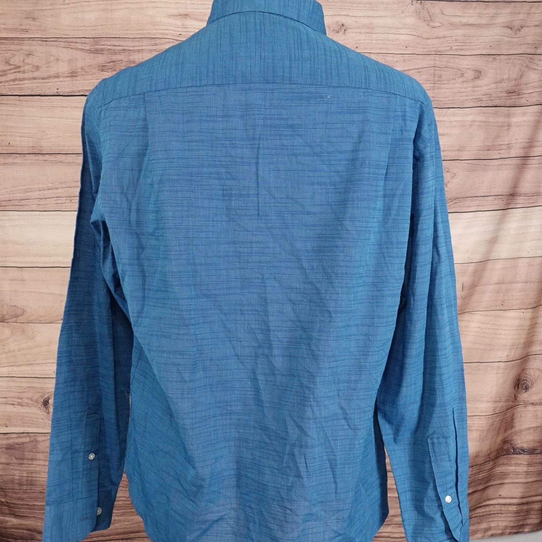Van Heusen VAN HEUSEN Shirt Mens M Blue Never Tuck Long Sleeve Button Down Classic Fit Size US M / EU 48-50 / 2 - 4 Thumbnail