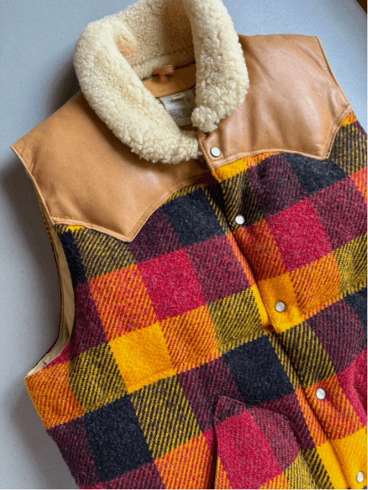 Rocky Mountain Featherbed Rocky Mountain Featherbed Bape Down Vest Size 42 Size US L / EU 52-54 / 3 - 9 Thumbnail