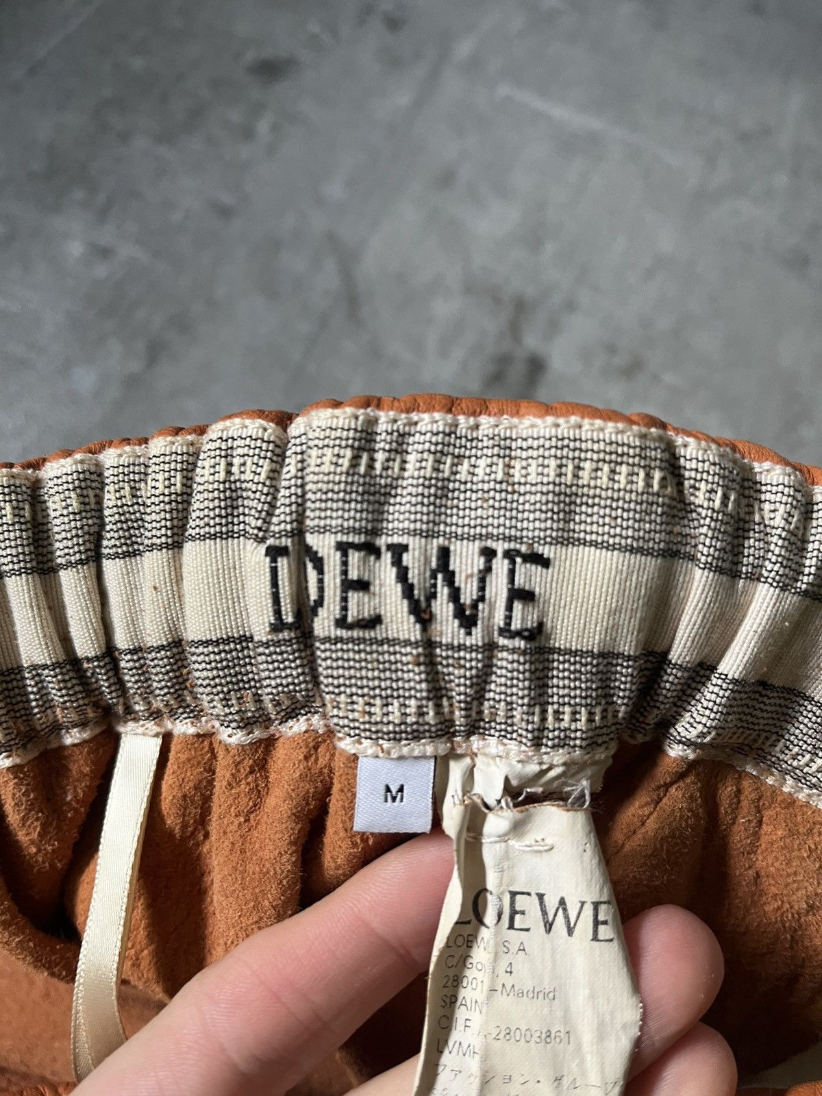 Loewe Loewe leather cropped pants orange rare Size US 30 / EU 46 - 14 Thumbnail
