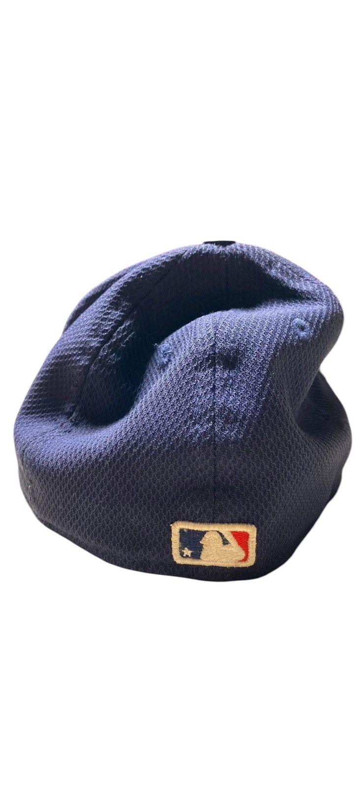 New Era Size 7 Atlanta Braves limited edition USA Flag Hat Size ONE SIZE - 4 Thumbnail
