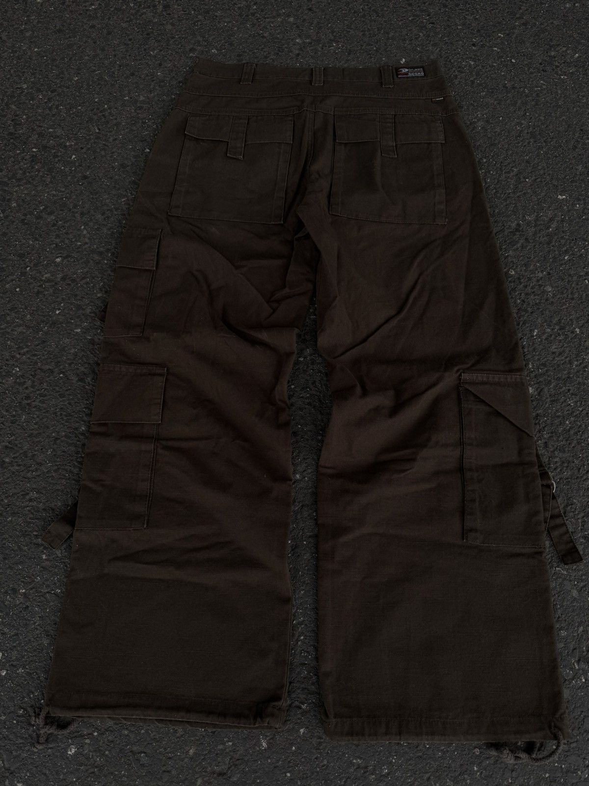 Designer × Vintage Brown Wide-Leg Cargo Pants Baggy Fit Utility Style 30/33 Size US 30 / EU 46 - 4 Thumbnail