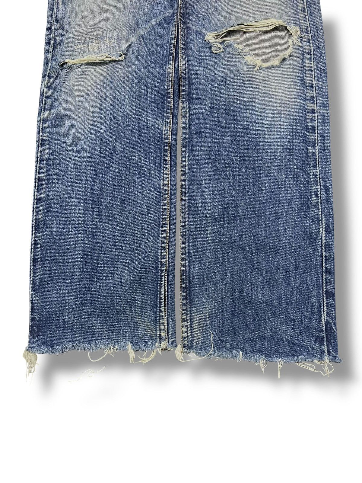Levi's Vintage 90s Levi’s 501 - Faded, Ripped & Distressed Denim Size US 30 / EU 46 - 6 Thumbnail