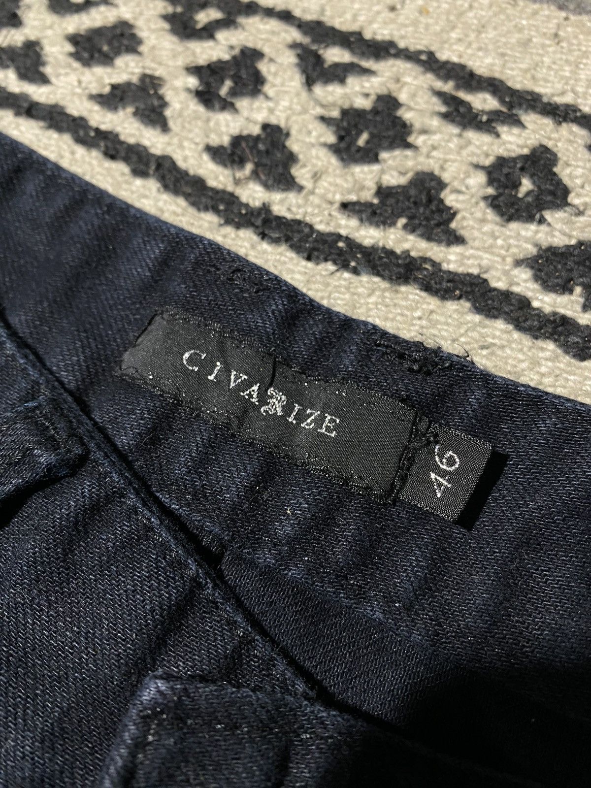 Civarize Black Cargo 3D Pocket Short Pants