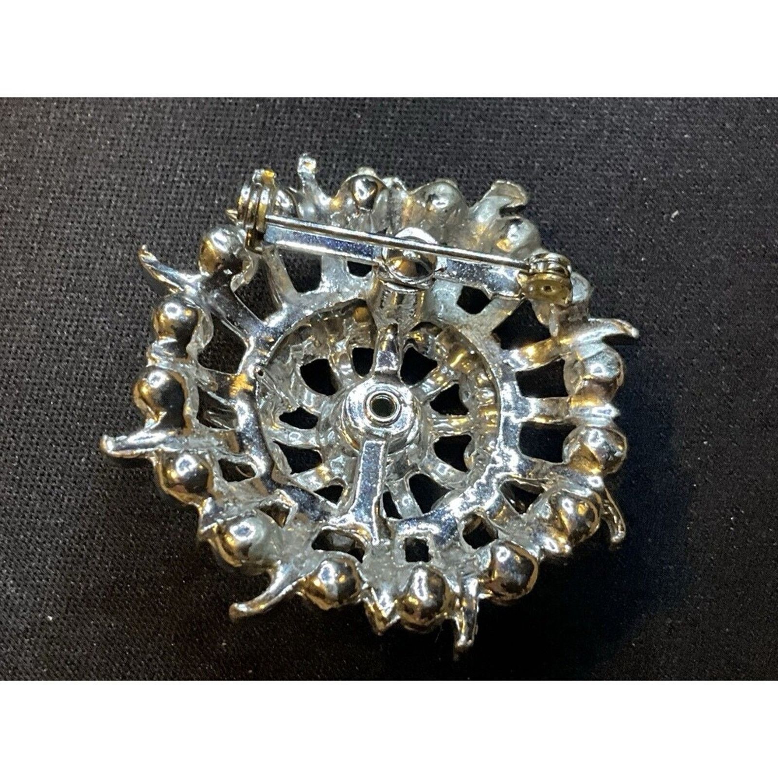 Other Vintage Starburst Rhinestone Heavy Brooch Size ONE SIZE - 4 Thumbnail