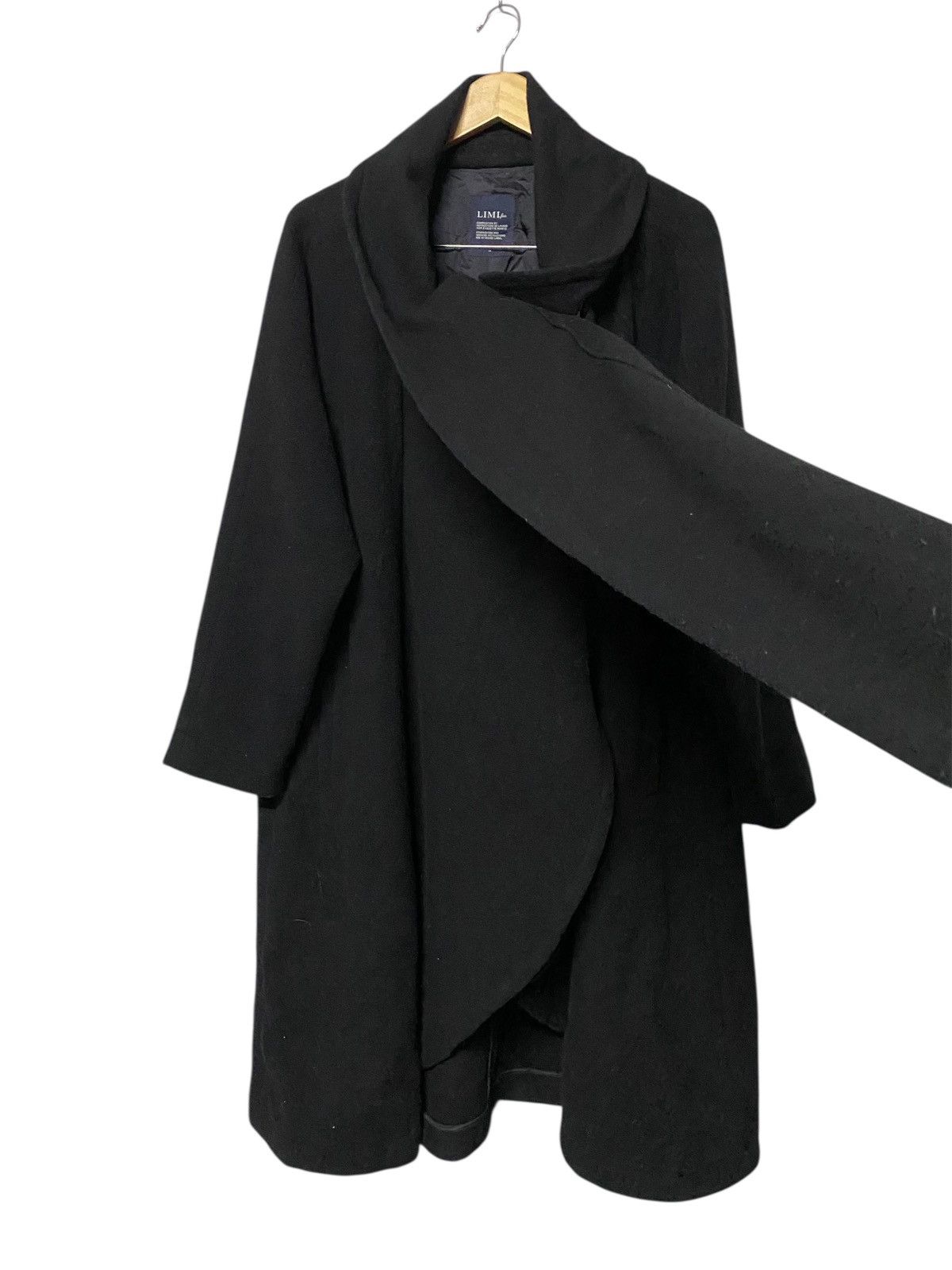 Yohji Yamamoto Limi-Feu by Yohjiyamamoyo asyhmetrical design wool jacket Size US S / EU 44-46 / 1 - 1 Thumbnail