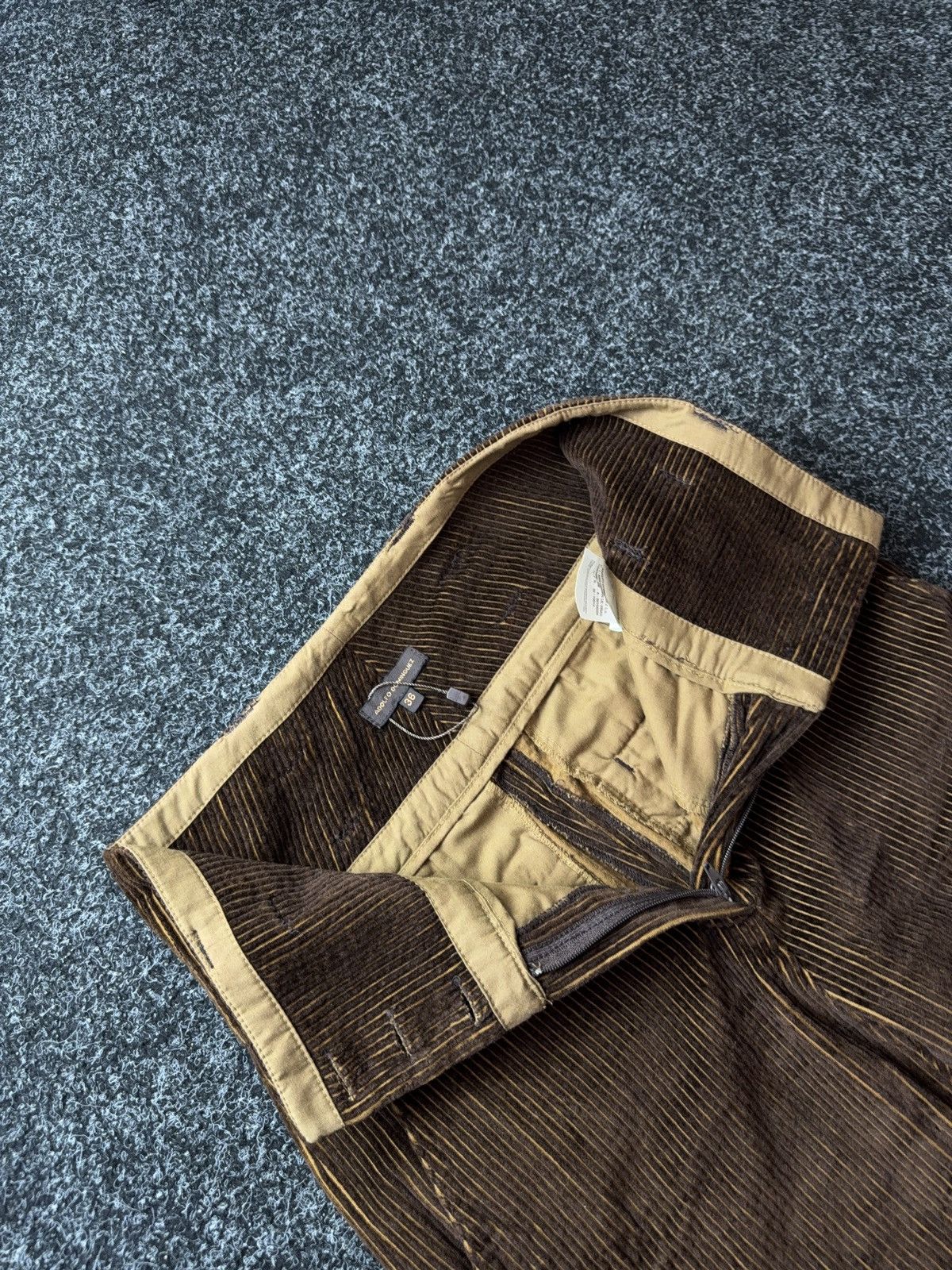 Adolfo Dominguez Adolfo Dominguez 00s Corduroy Wide Leg Pants High Rise Flare Size 25" / US 0 / IT 36 - 8 Thumbnail
