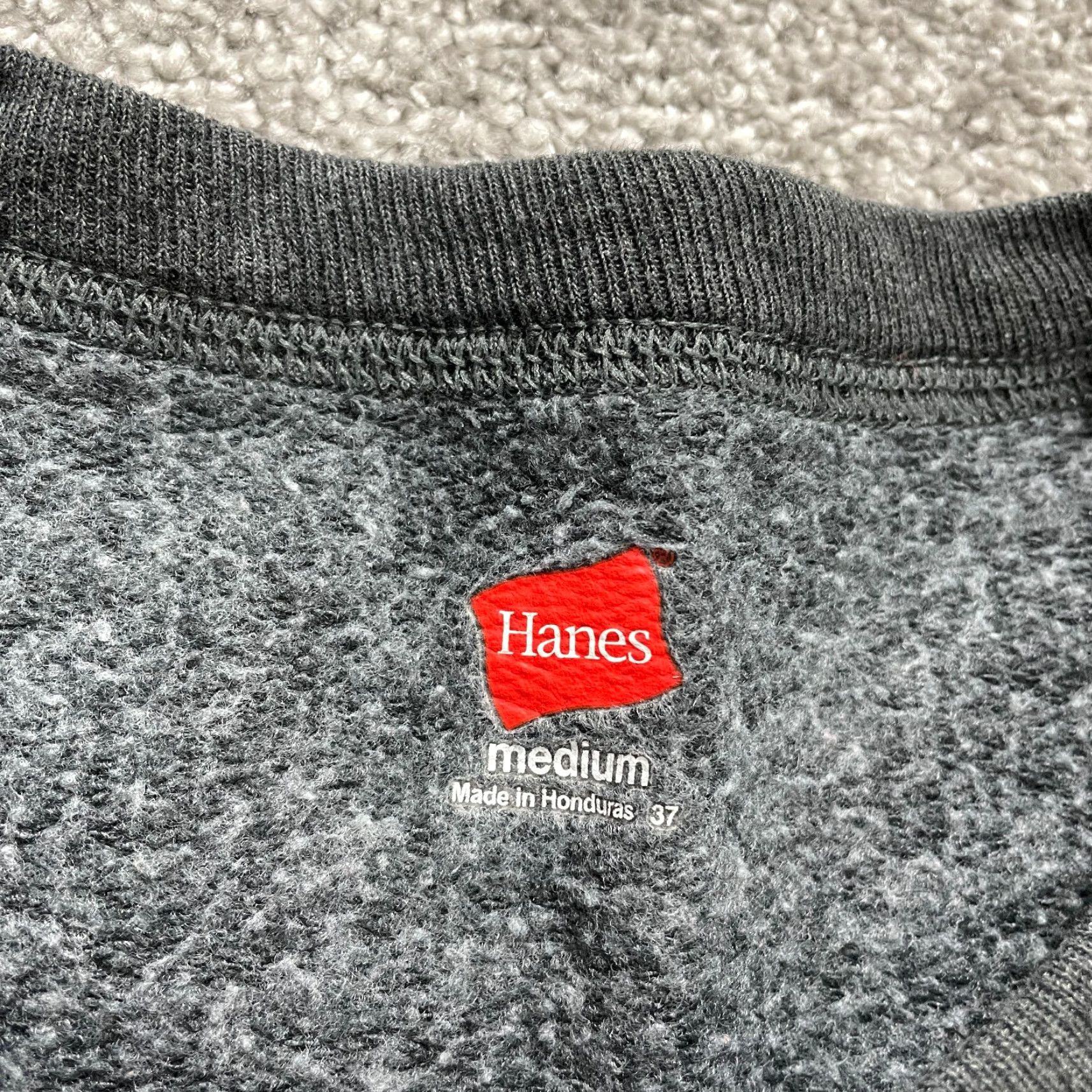 Hanes Hanes Relaxed Pullover Sweatshirt Women M Gray Crew Neck Fleece Casual All Seasons Long Sleeve Sweatshirt Dim: 44 in Logo Size M / US 6-8 / IT 42-44 - 5 Thumbnail