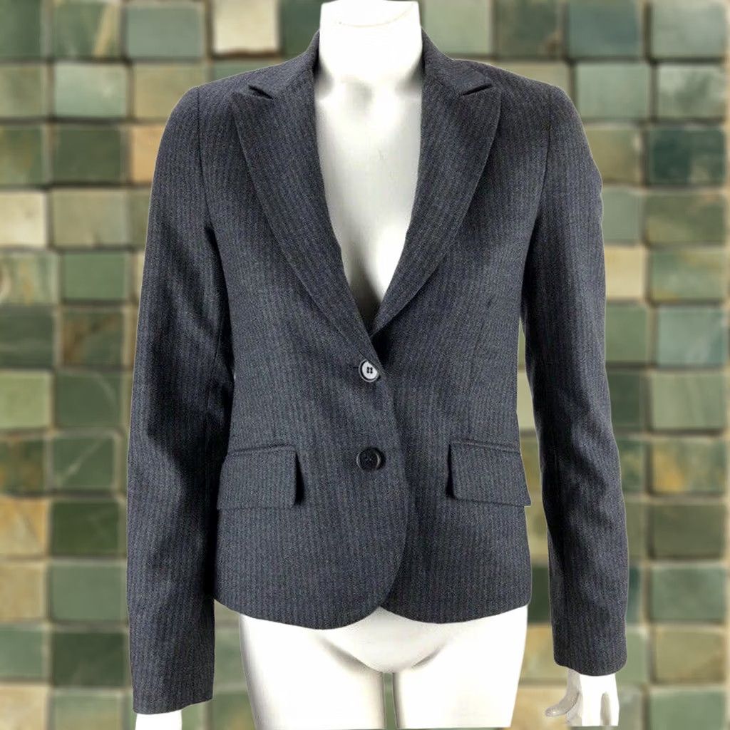 Theory Theory Wool Two Button Peak Lapel Flared Blazer Career Jacket Gray SZ 2 Striped Women’s Blazer, 98% Wool, Dry Clean Only, Vintage No Size XS / US 0-2 / IT 36-38 - 1 Thumbnail