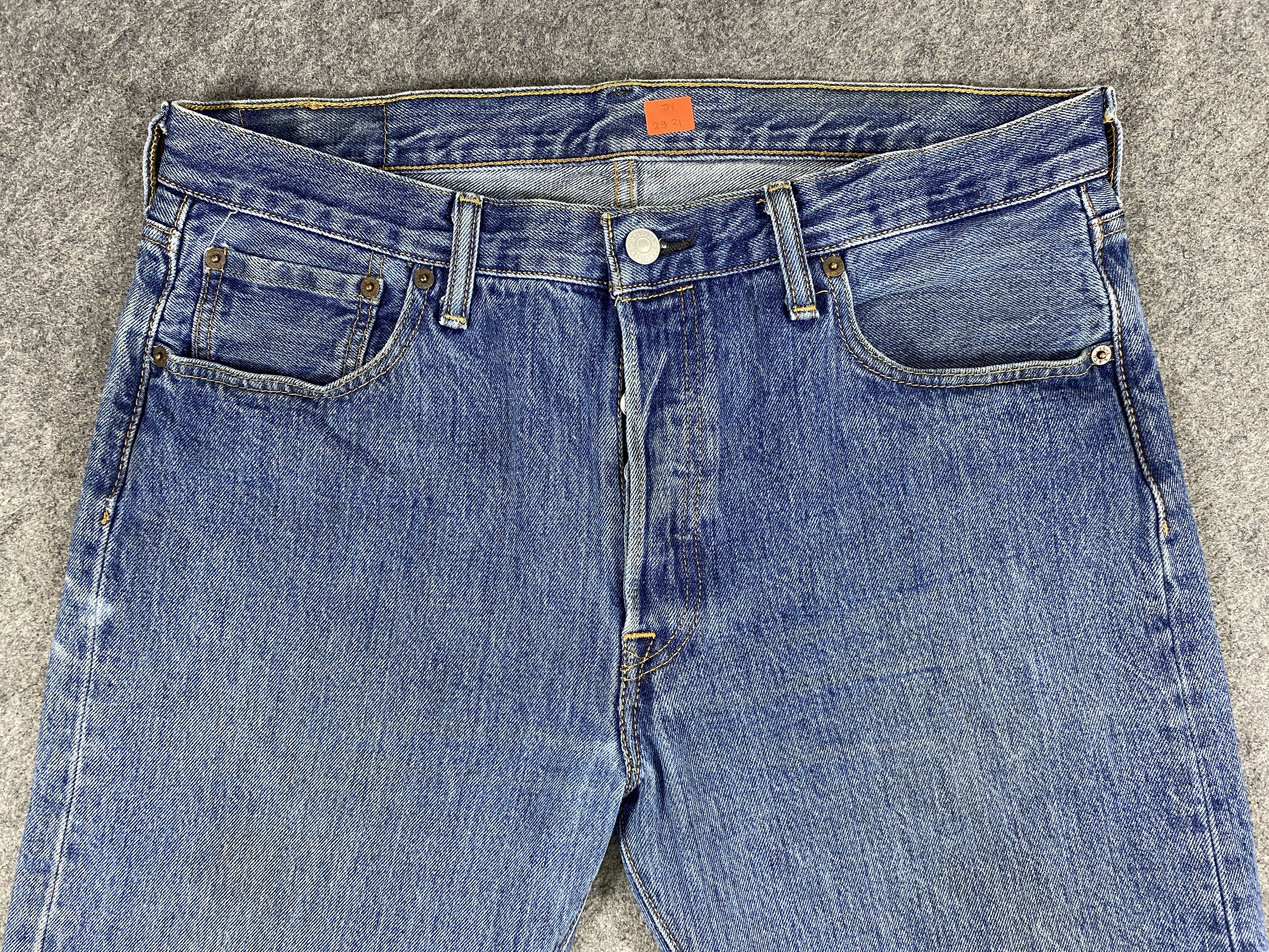 Levi's Blue Vintage Levi's 501 Jeans 35x32 Denim -JN2321 Size US 35 - 3 Thumbnail