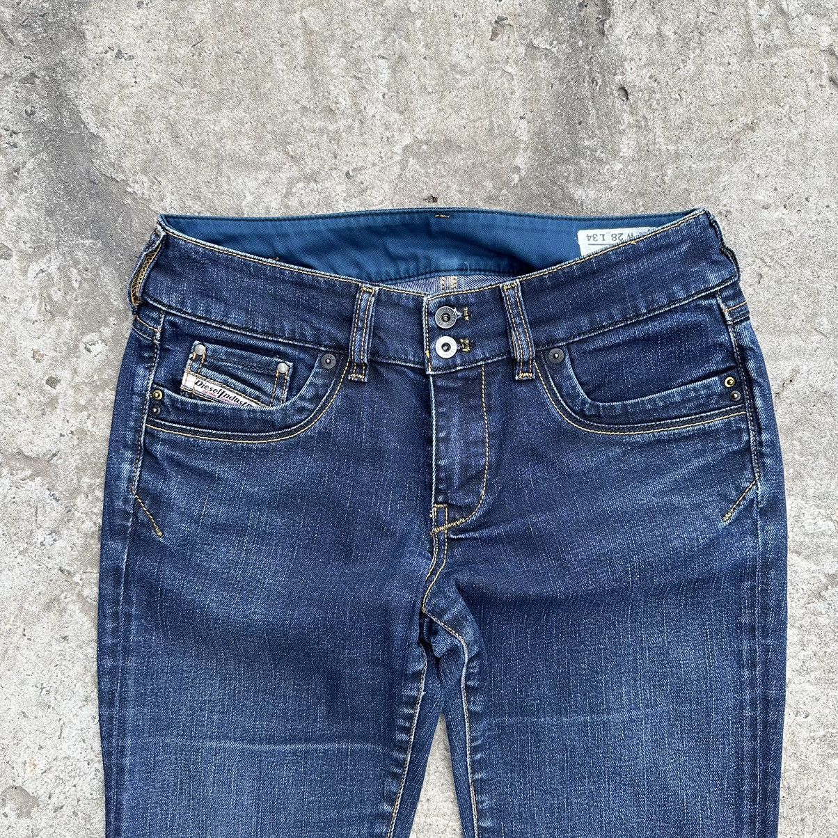 Diesel Vintage Diesel Jeans W28xL34 Old Money Y2K Style USA Size 28" / US 6 / IT 42 - 7 Thumbnail