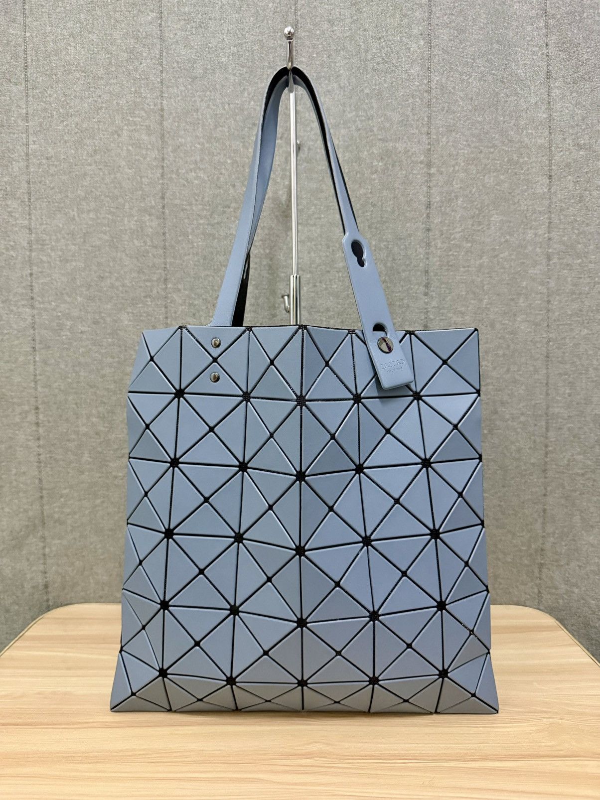 Issey Miyake Bao Bao Bao Bao Issey miyake Blue Geometric Tote bag Size ONE SIZE - 1 Thumbnail