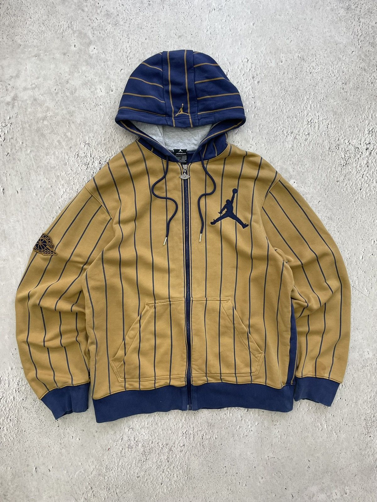 Jordan Brand Rare drill nike Jordan y2k hype hoodie Size US L / EU 52-54 / 3 - 1 Thumbnail