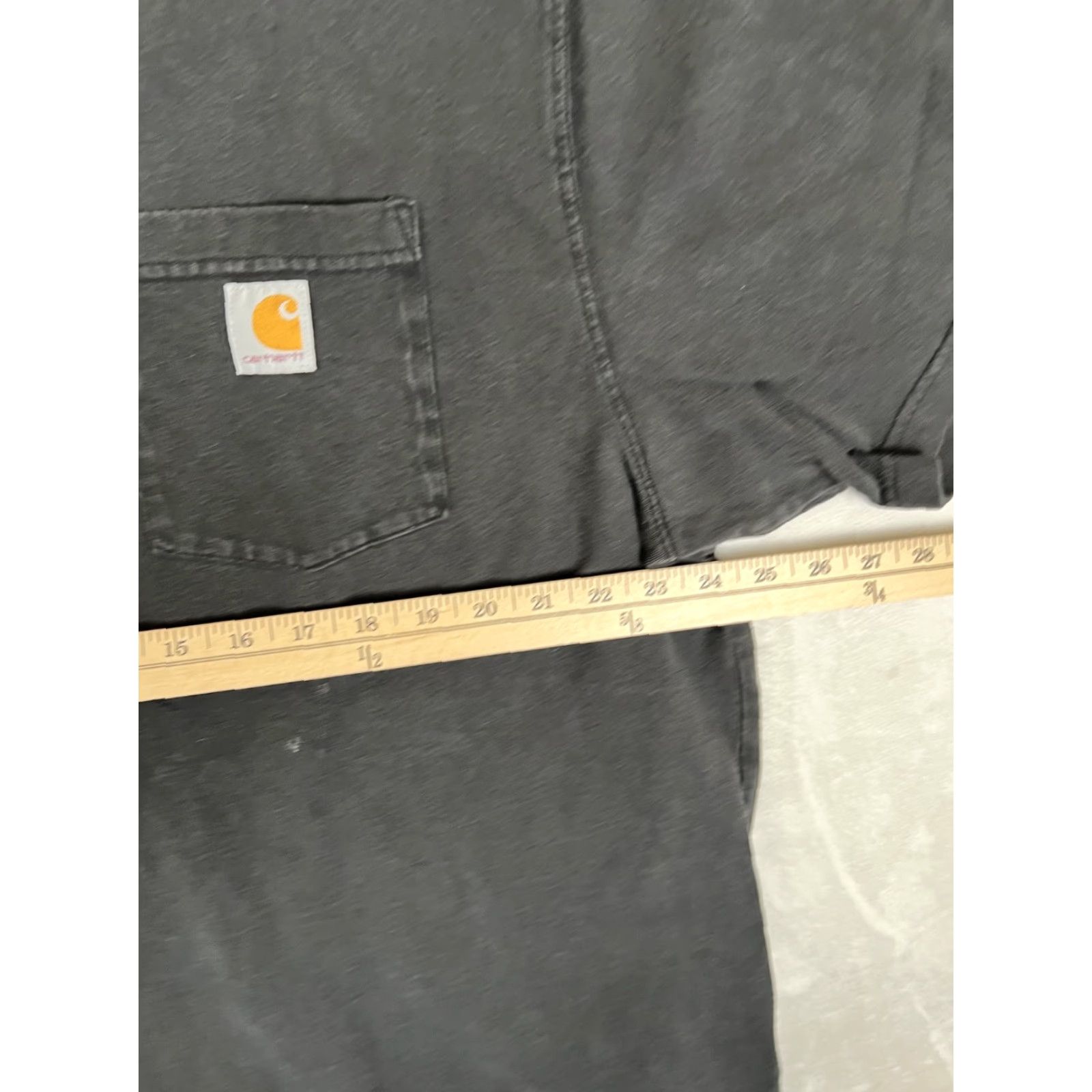 Carhartt VINTAGE Carhartt Black Pocket Tee T-Shirt Size XL Loose Fit Grunge Faded 90s Classic Features Pockets Men K87 Short Sleeve Crew Neck Cotton T-Shirt Size US L / EU 52-54 / 3 - 5 Thumbnail