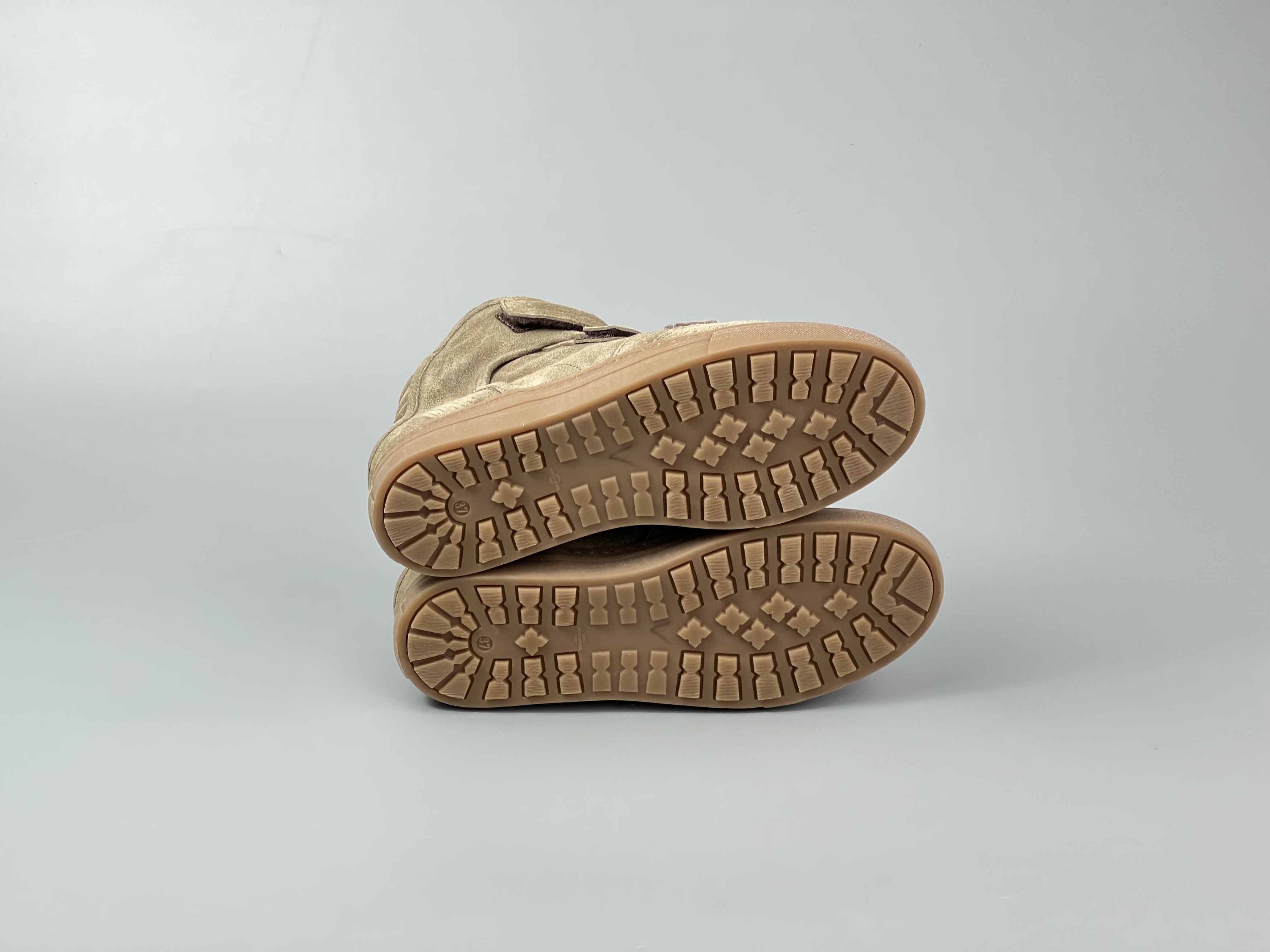 Designer × Japanese Brand Momino Women's Hi-Top Insulation Suede Sneakers Size 37 Size US 6 / IT 36 - 8 Thumbnail