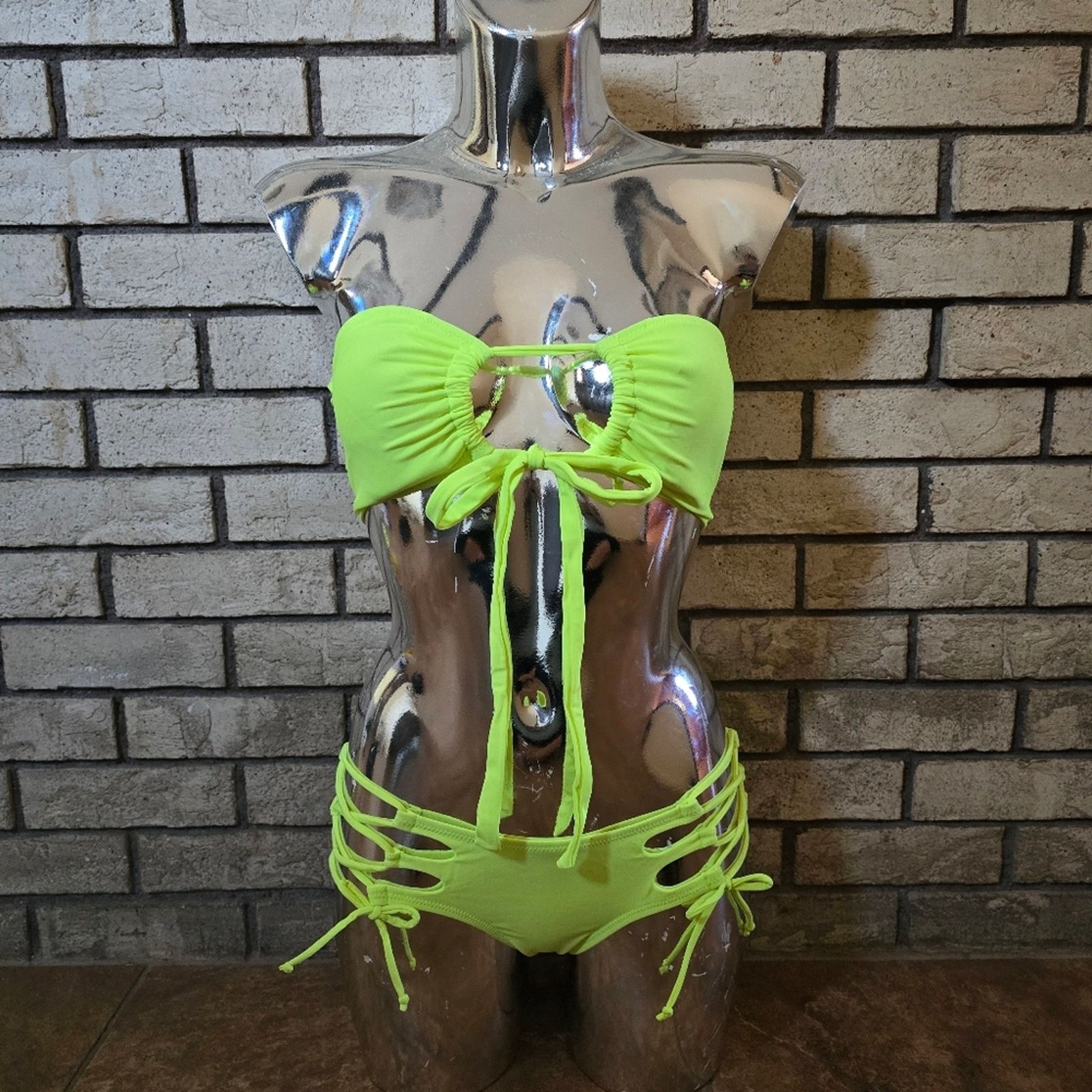 Other Yellow Sunray | FYS | Santa Cruz Bikini Set Size ONE SIZE - 1 Thumbnail