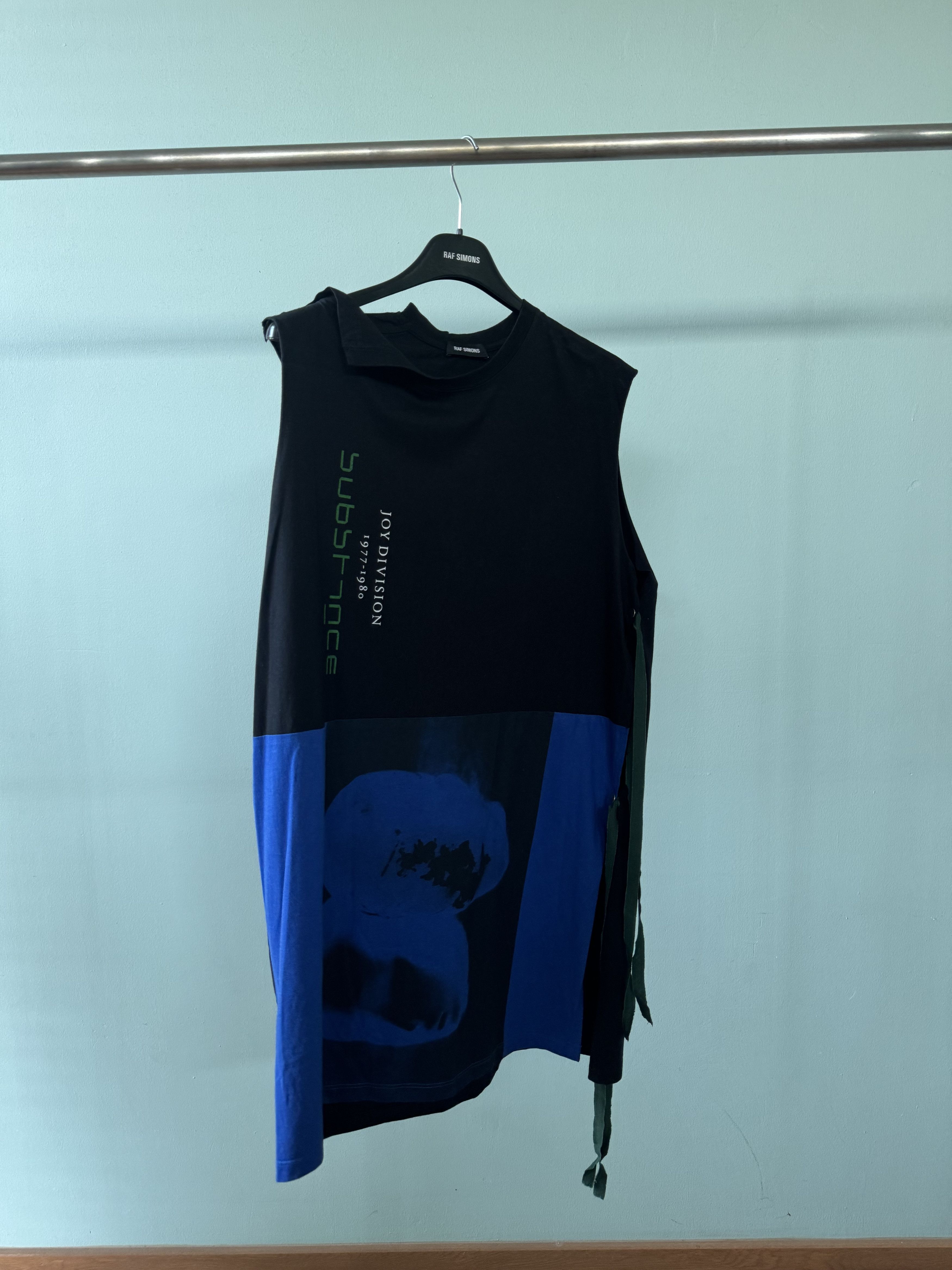 Raf Simons SS2018 Joy Division - Blade Runner Collab Size US M / EU 48-50 / 2 - 3 Thumbnail