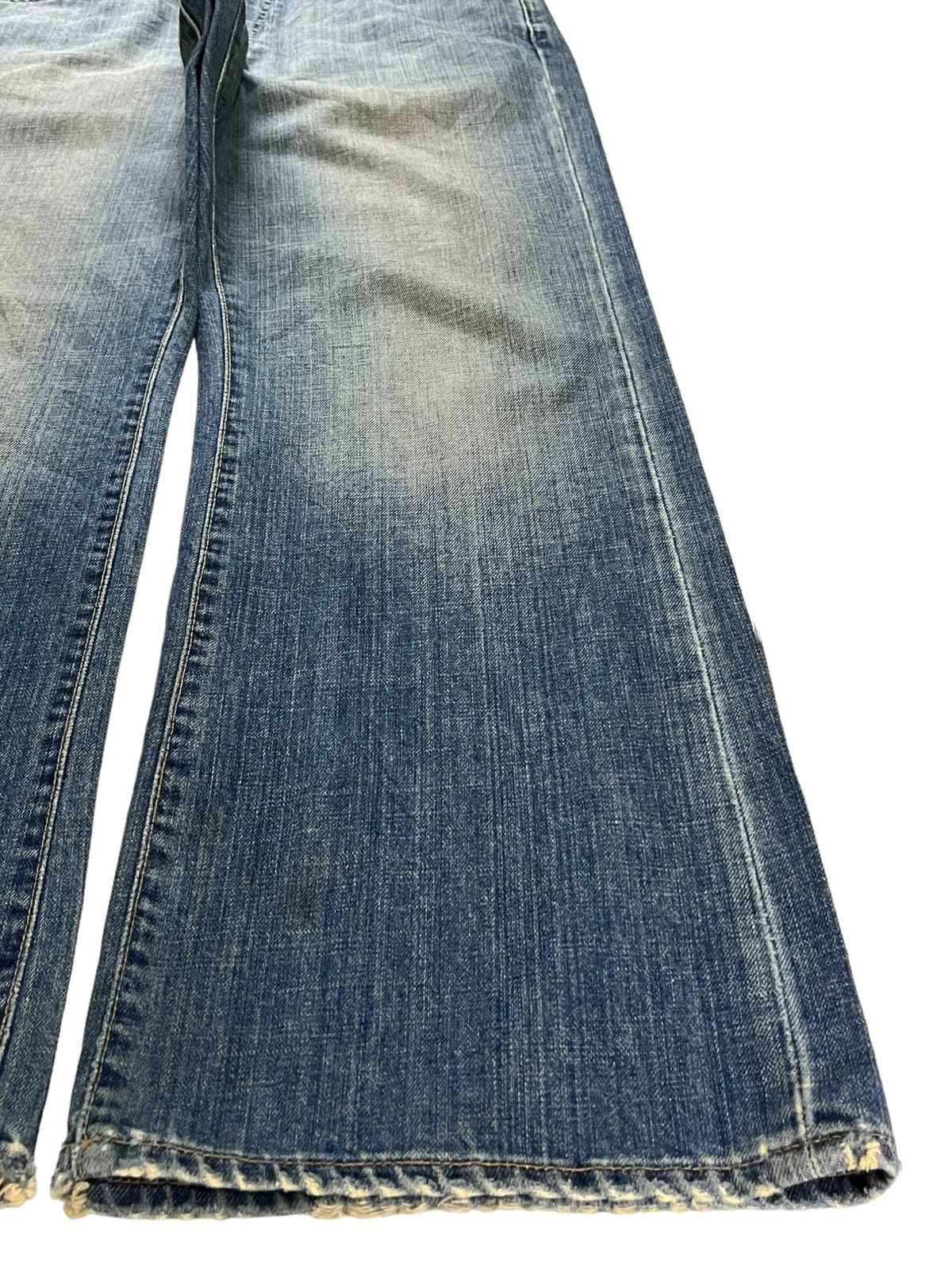 Abercrombie & Fitch Vintage Abercrombie Mud Wash Distressed Bootcut Jeans Size US 31 - 8 Thumbnail