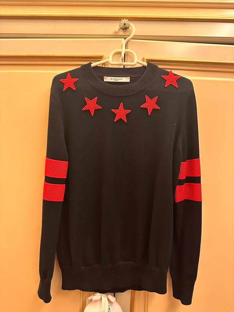 Givenchy Givenchy Hot Sale Five Star Patterned Sweater Size US XS / EU 42 / 0 - 1 Thumbnail