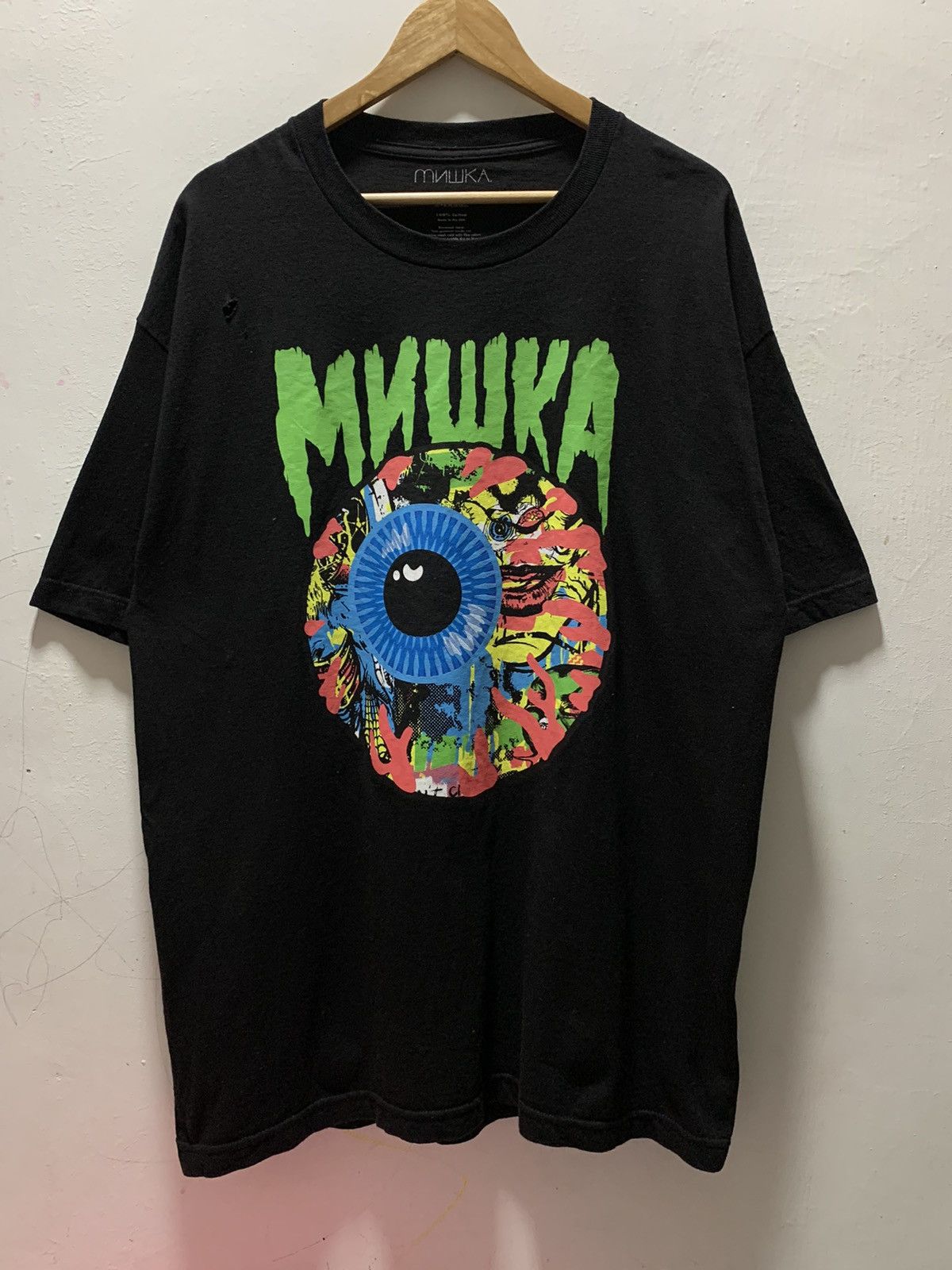 Mishka Mishka Eyes Nice Graphic Tee Shirt Distressed Size US XL / EU 56 / 4 - 1 Thumbnail