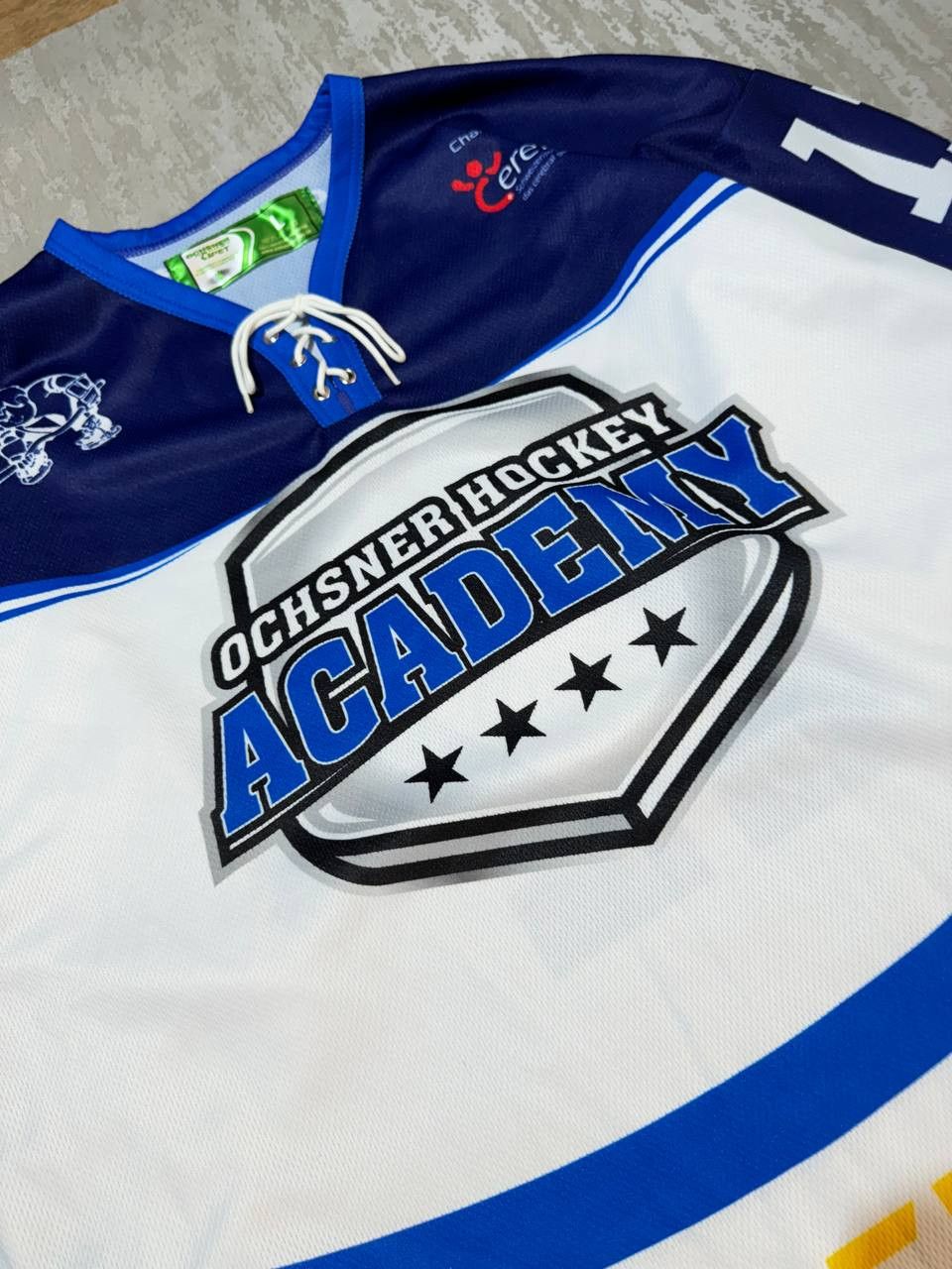 NHL Ochsner Ice Hockey Academy #17 SALAMIN Swiss Jersey Size L Size US L / EU 52-54 / 3 - 4 Thumbnail