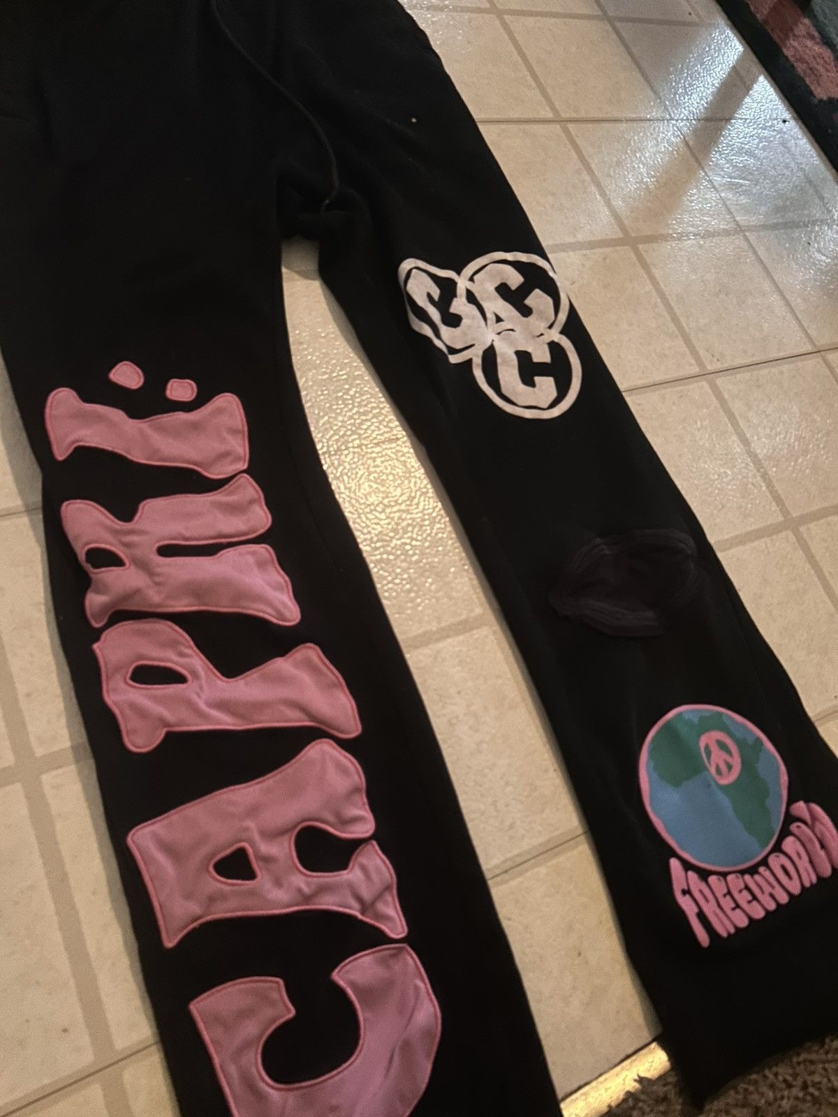 Other Capri flared pink sweatpants Size US 32 / EU 48 - 2 Thumbnail