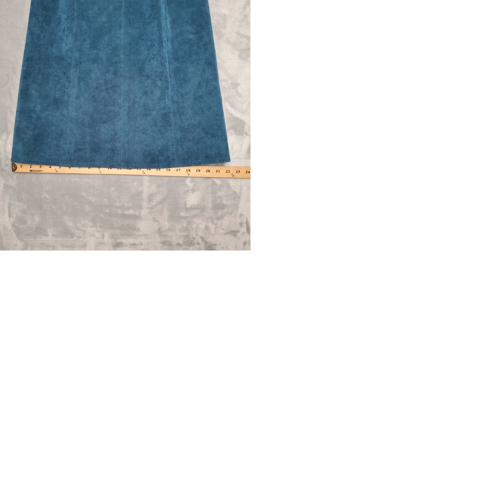 Altea VTG St Croix Knits Skirt Womens 8 Teal Faux Suede Retro Midi Minimalist Mod Zip Skirt Womens 8 Teal Zip Vintage Retro Mod Size 30" / US 8 / IT 44 - 9 Thumbnail