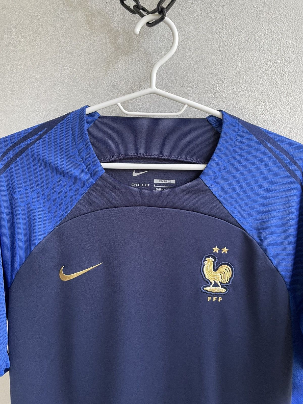 Vintage France FFF 2022 2023 Training Football Soccer Jersey Shirt Size US L / EU 52-54 / 3 - 5 Thumbnail