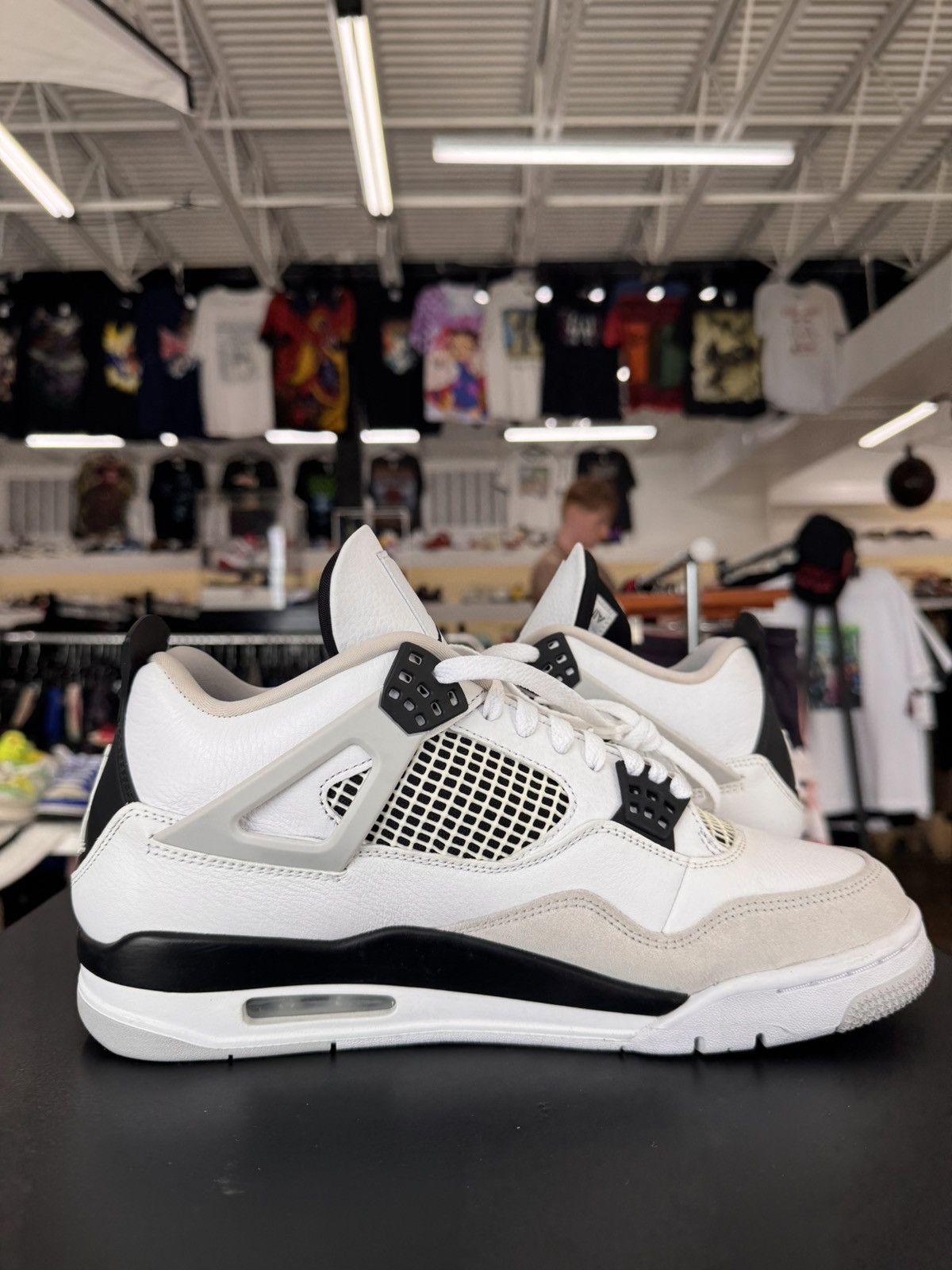 Jordan Brand Air Jordan 4 Military Black Size 10.5 (2022) Size US 10.5 / EU 43-44 - 3 Thumbnail