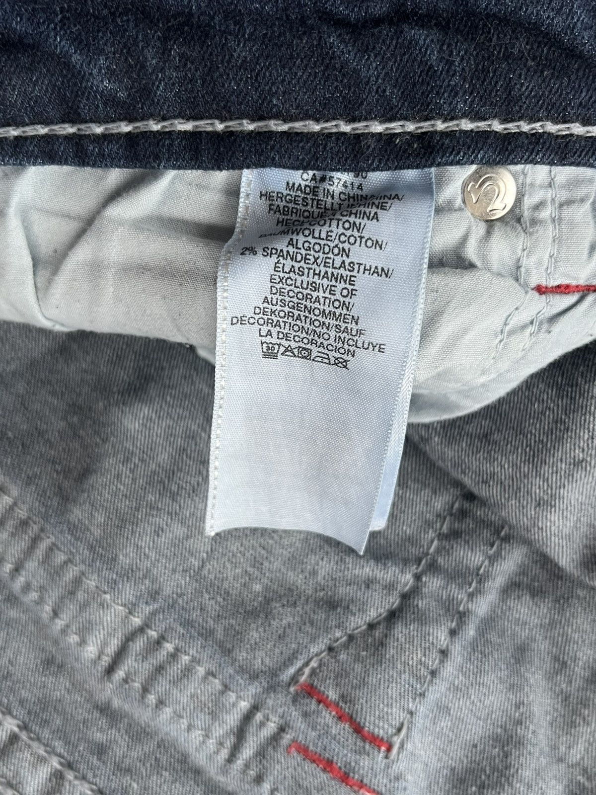 True Religion True Religion Dark Wash Straight Leg Jeans Red Stitching Size US 44 / EU 60 - 17 Thumbnail