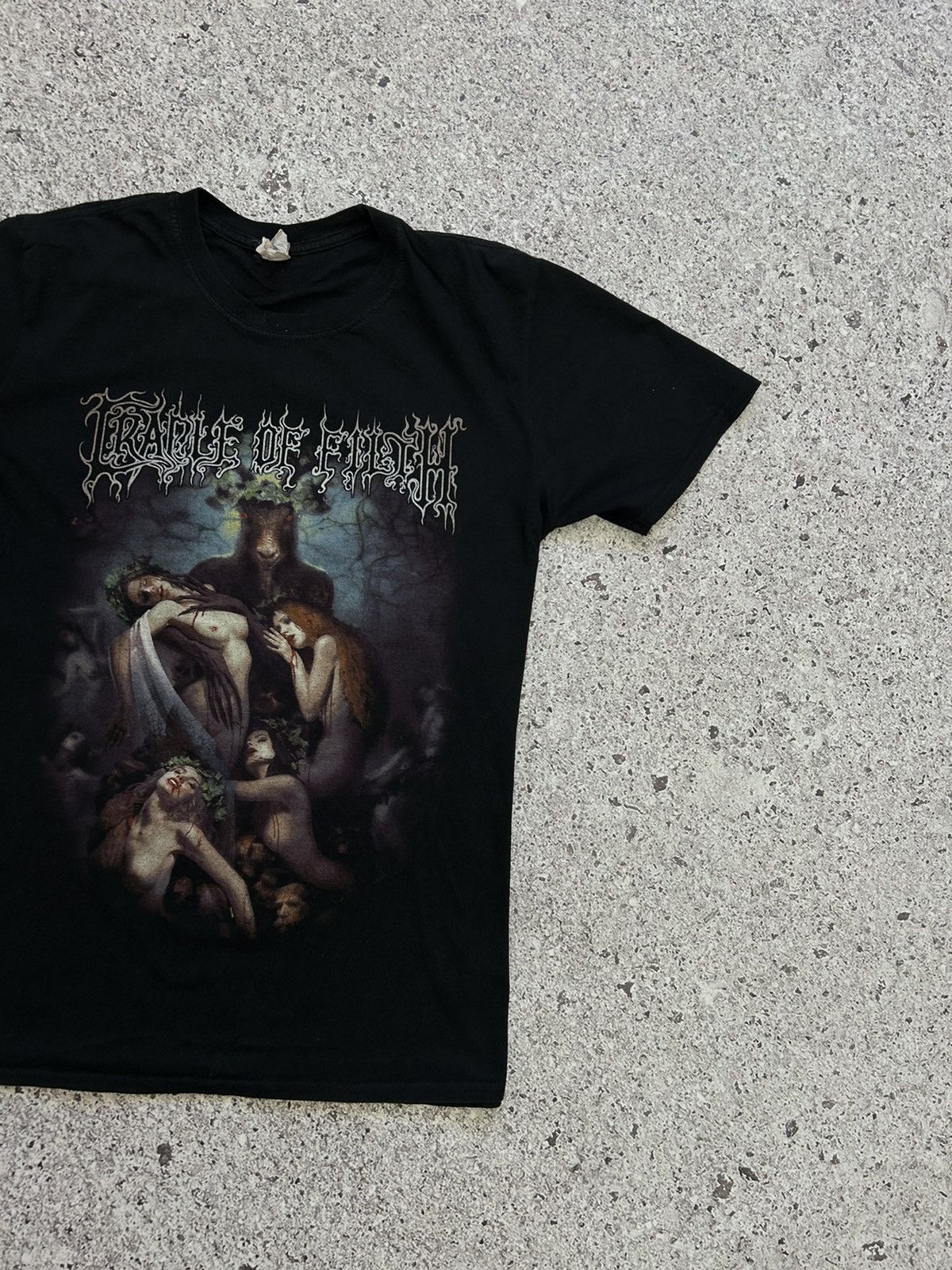 Band Tees × Vintage Cradle Of Filth Hammer Of The Witches Rock Band T-Shirt Size US L / EU 52-54 / 3 - 5 Thumbnail