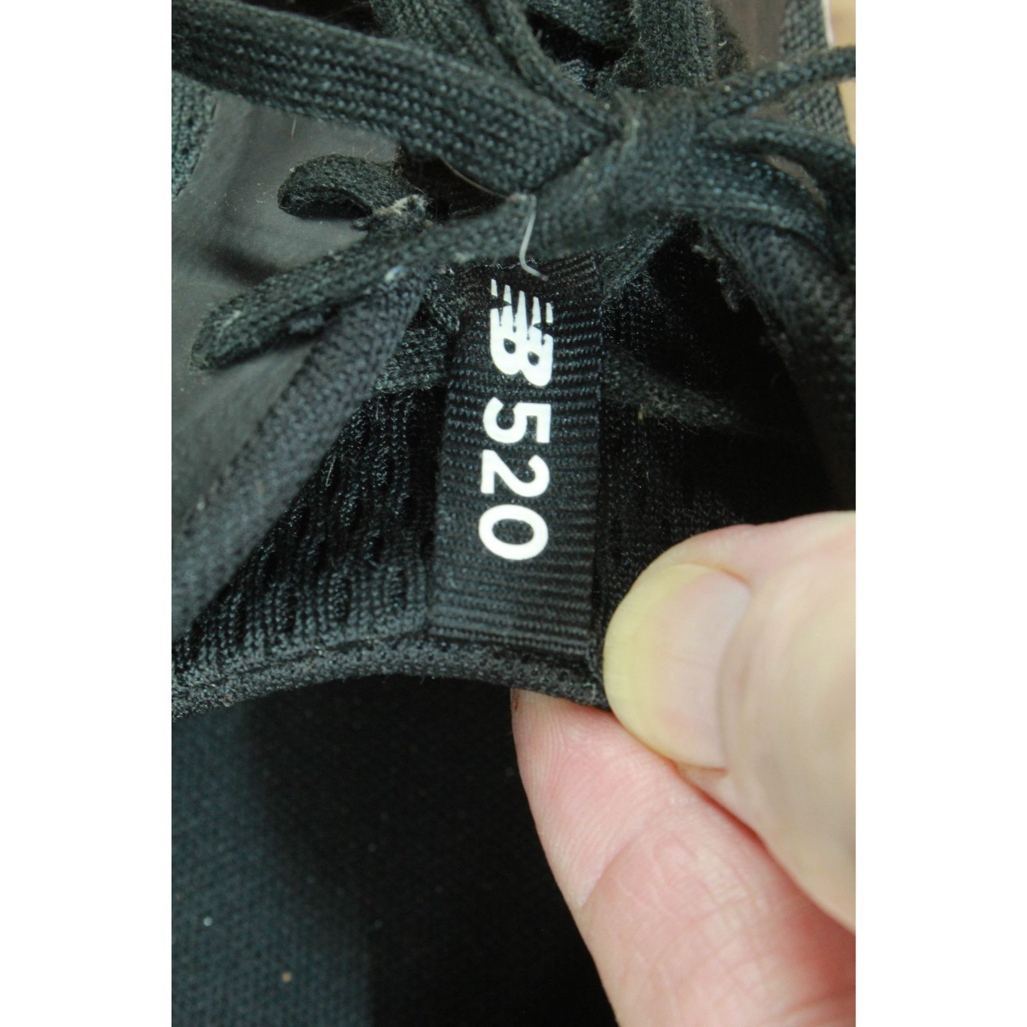 New Balance New Balance 520 Men's Slip Resistant Running Sneaker Shoes Size US 9 / EU 42 - 9 Thumbnail