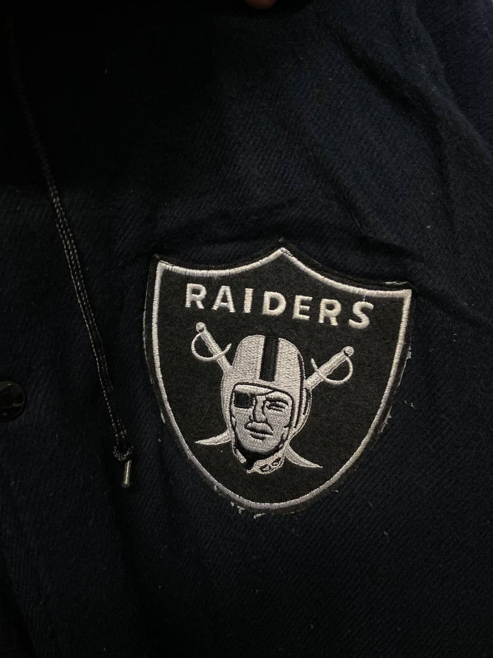 NFL vintage nfl oakland raiders big logo back bomber jacket Size US XL / EU 56 / 4 - 3 Thumbnail