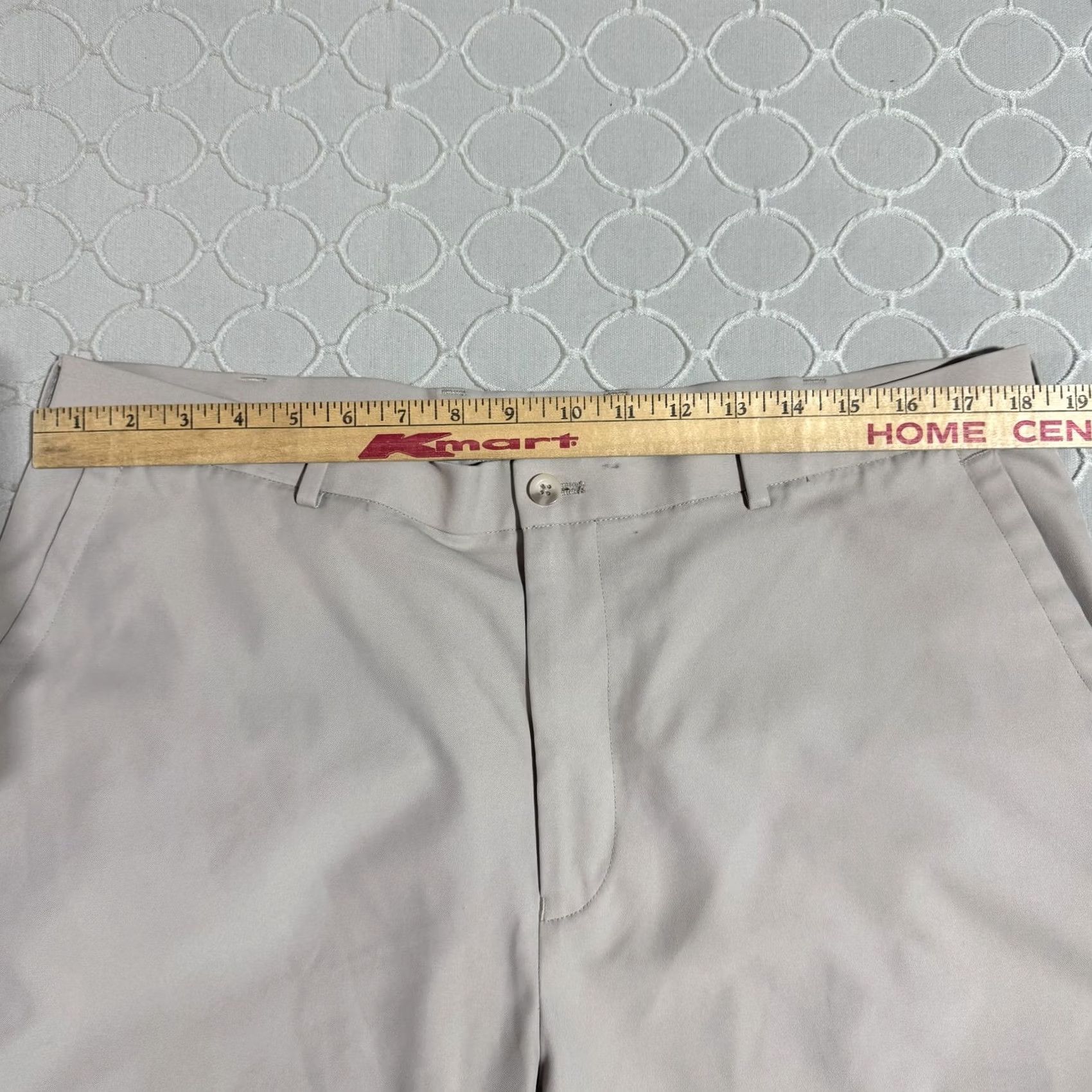 Peter Millar Peter Millar Shorts Mens 38 Golf Performance Wicking Polyester Casual Summer Sidewelt Pockets Beige Size US 38 / EU 54 - 6 Thumbnail