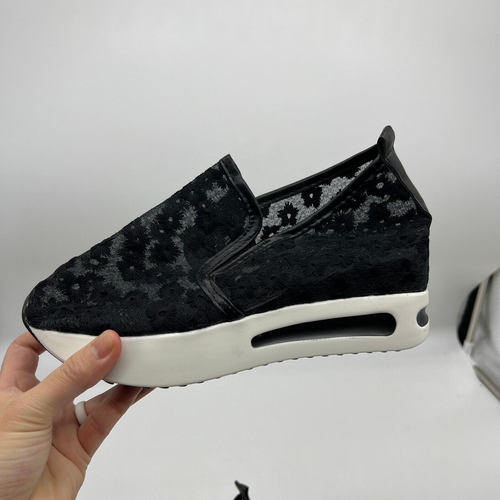 Other Fashion Sneakers Embroidery Floral Mesh Air Lace Slip On Size US 8 / IT 38 - 6 Thumbnail