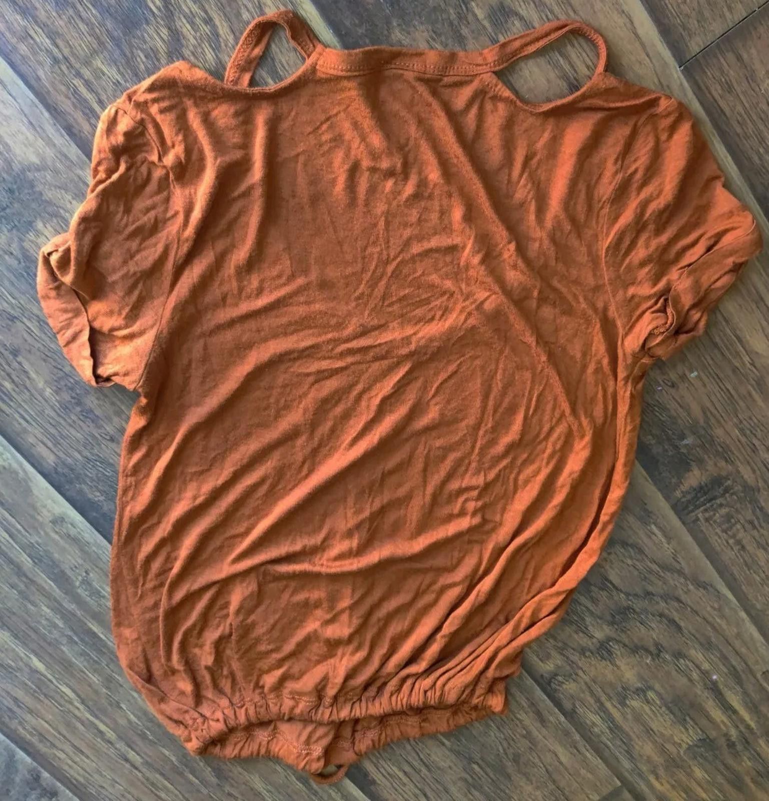Other Lot Of 2 Shirts Tops Womens Size XS Universal Threads & No B Size XS / US 0-2 / IT 36-38 - 7 Thumbnail
