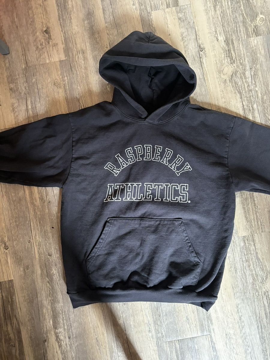The GV Gallery Washed Black Raspberry Athletics Hoodies Size US M / EU 48-50 / 2 - 3 Thumbnail