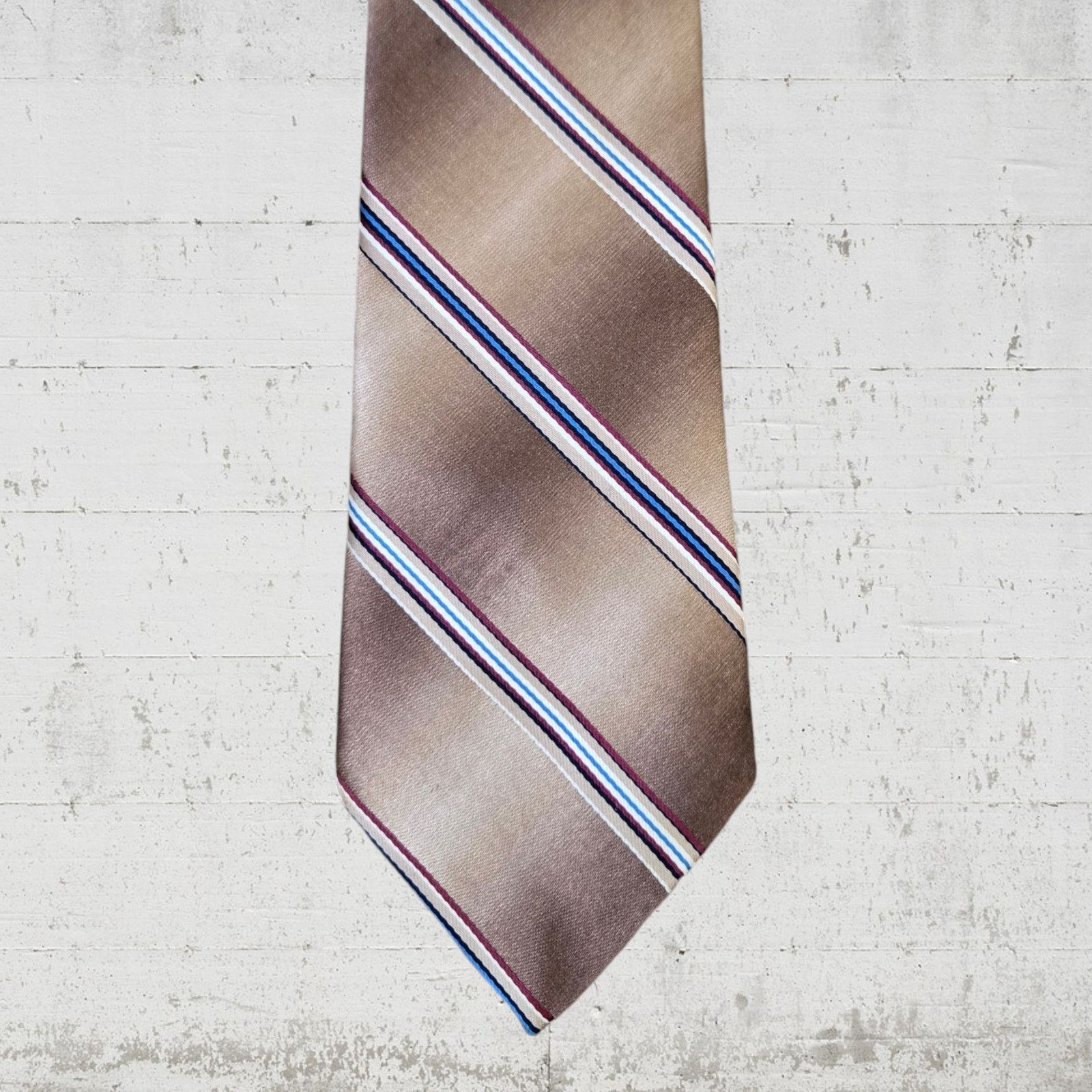 Van Heusen Vintage Van Heusen Bronze Striped USA Made Neck Tie Size ONE SIZE - 1 Thumbnail