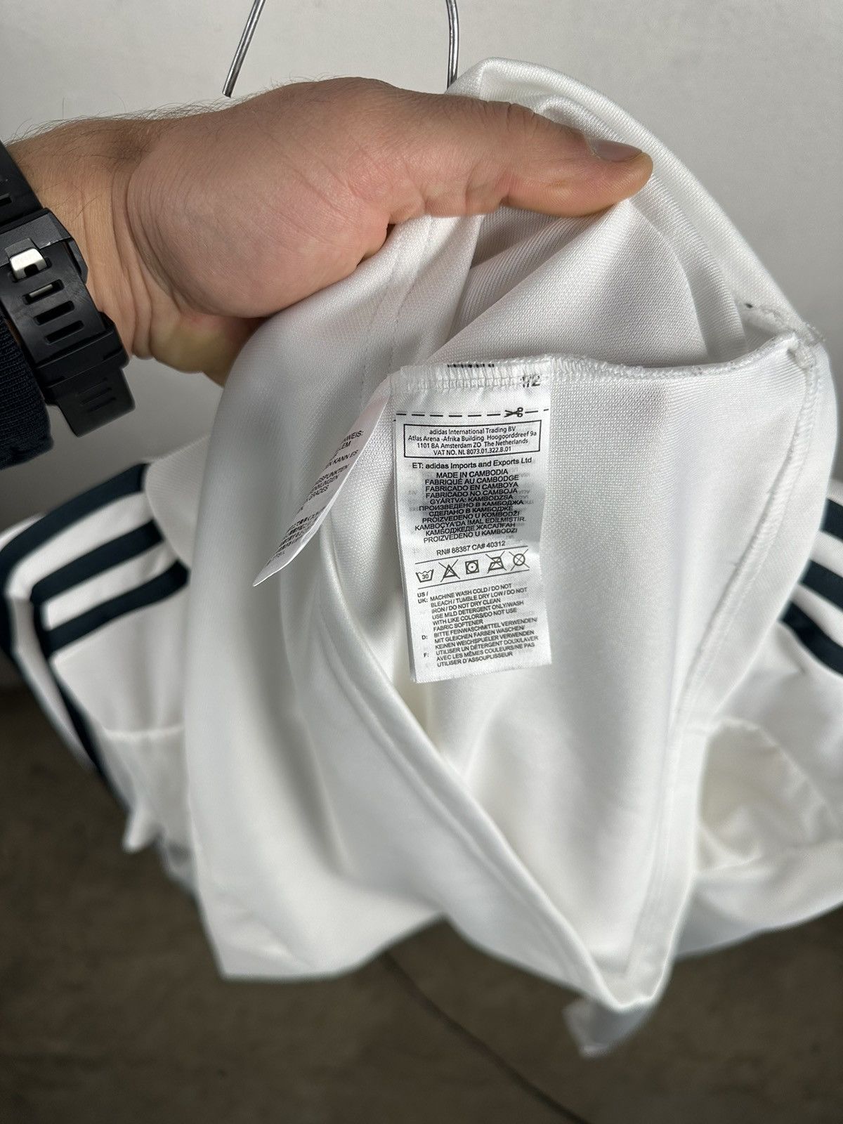 Adidas Adidas Real Madrid Jersey Long Sleeve Size US M / EU 48-50 / 2 - 9 Thumbnail