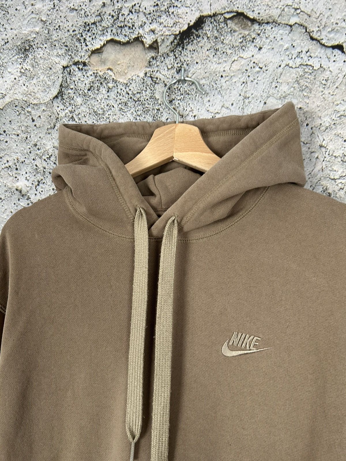 Nike Nike Brown Boxy Hoodie Streetwear Hype Swoosh Rare Sport Size US S / EU 44-46 / 1 - 3 Thumbnail