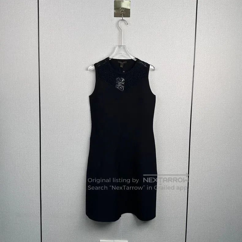 Louis Vuitton Louis Vuitton Lace cutout paneled sleeveless dress Size M / US 6-8 / IT 42-44 - 1 Thumbnail