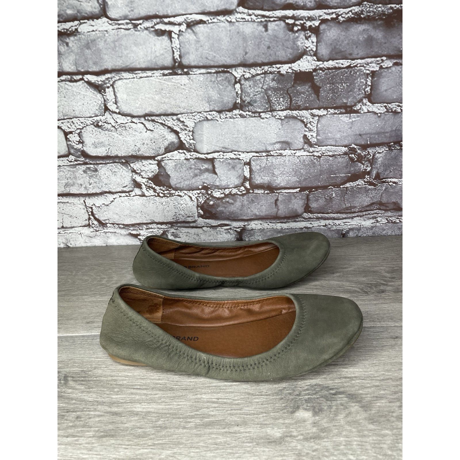 Lucky Brand Lucky Brand Olive Green Suede Erin Round Toe Ballet Flats Wo Size US 8.5 / IT 38.5 - 16 Thumbnail
