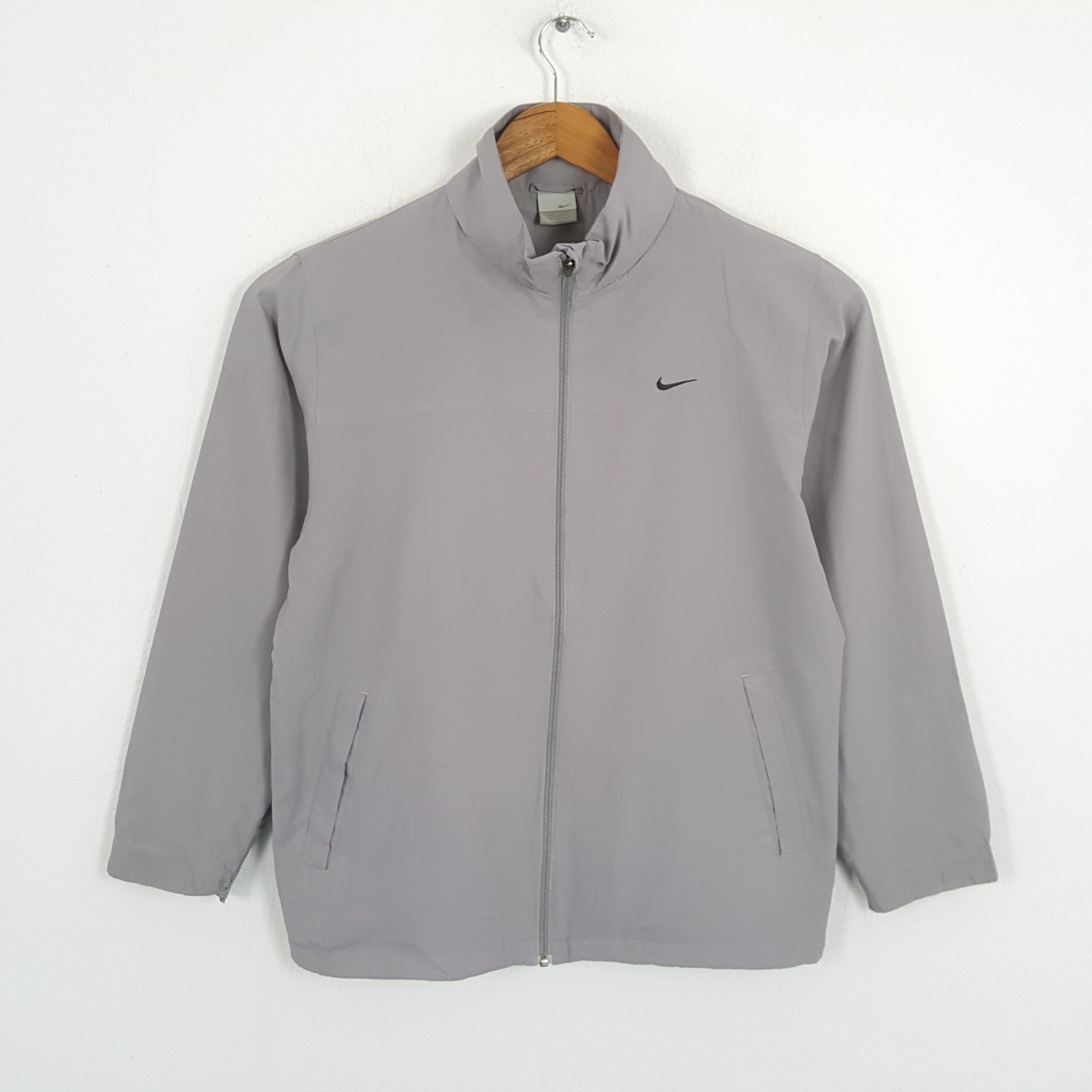 Vintage NIKE Sportswear Style Zipper Jacket