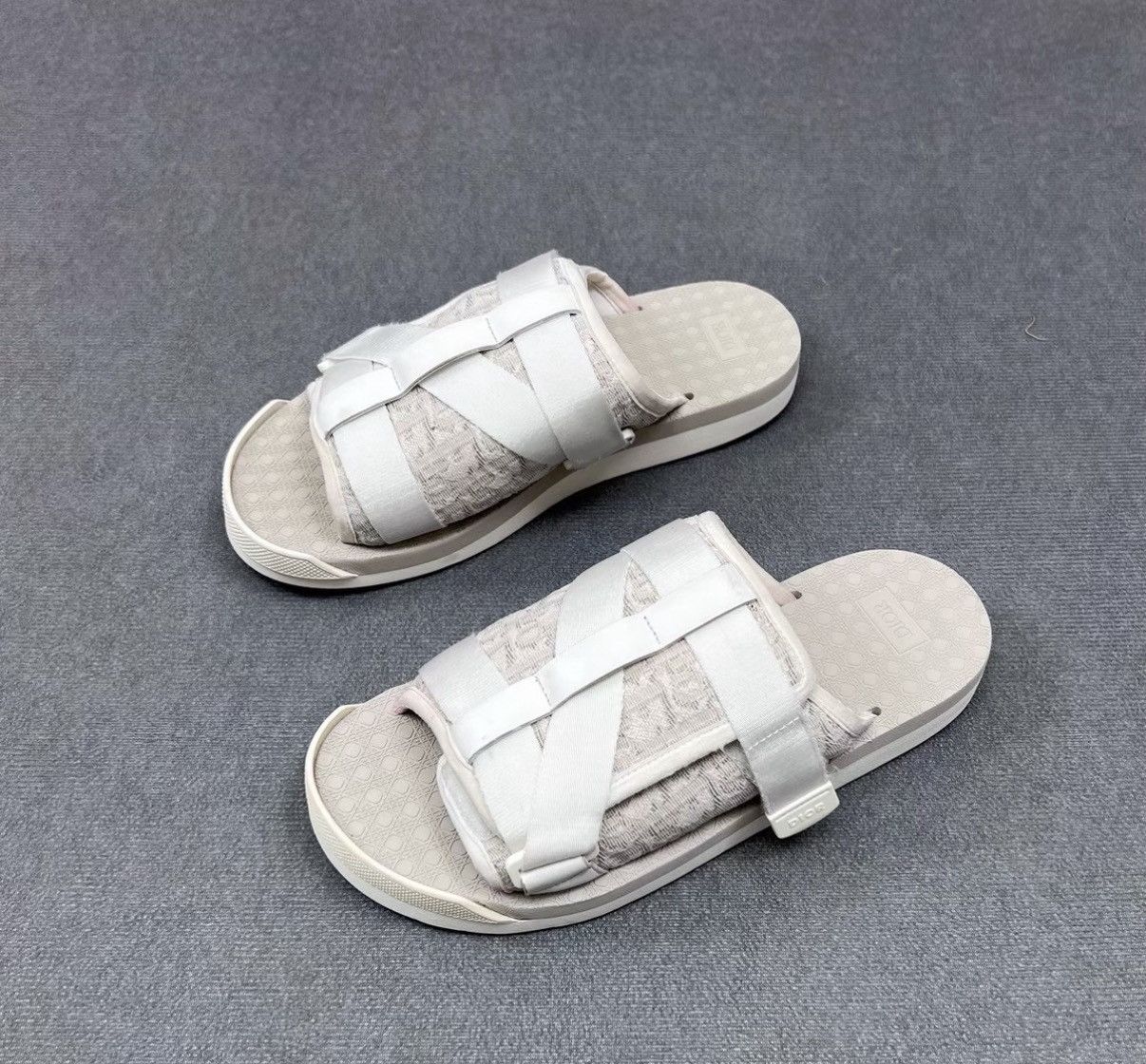 Dior Men Alpha Sandal White Beige Oblique Jacquard Logo Flat Slide Slip On 45 12 Dior Beige & White Oblique Alpha Sandals – Savonches main image 2