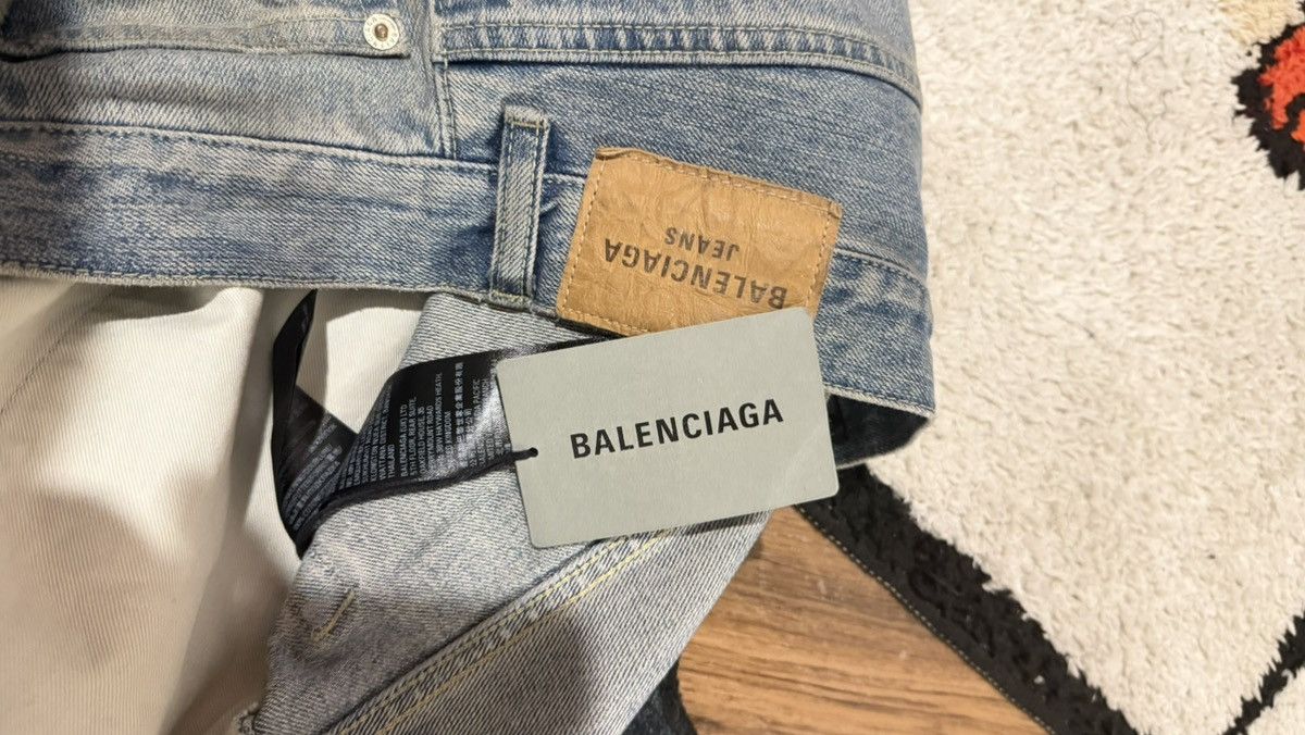 Balenciaga o1srvl11e0425 Flared Denim Pant in Blue Size US 32 / EU 48 - 6 Thumbnail